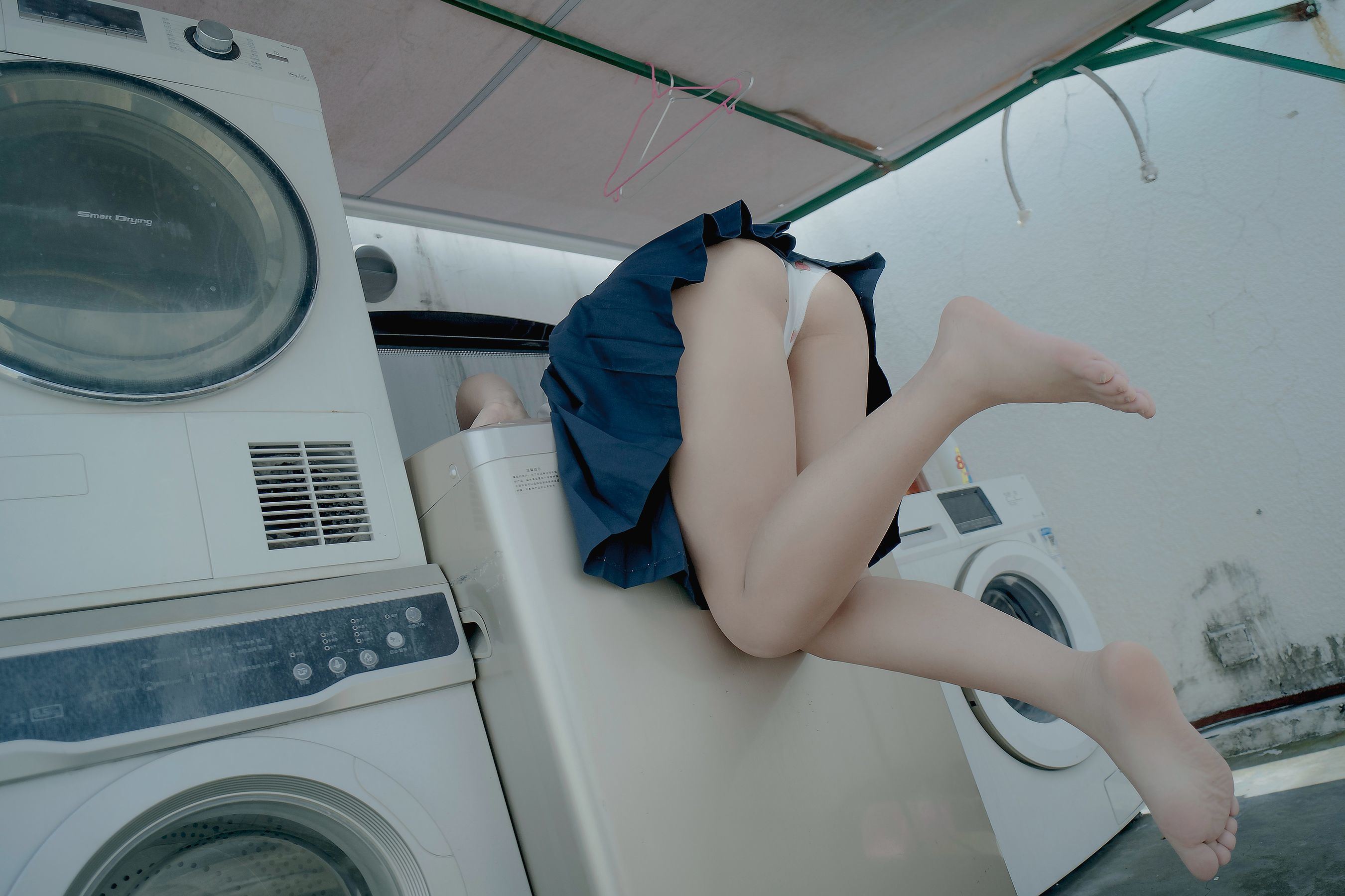 網紅COSER寫真] 萌系小姐姐-白燁- - 天台