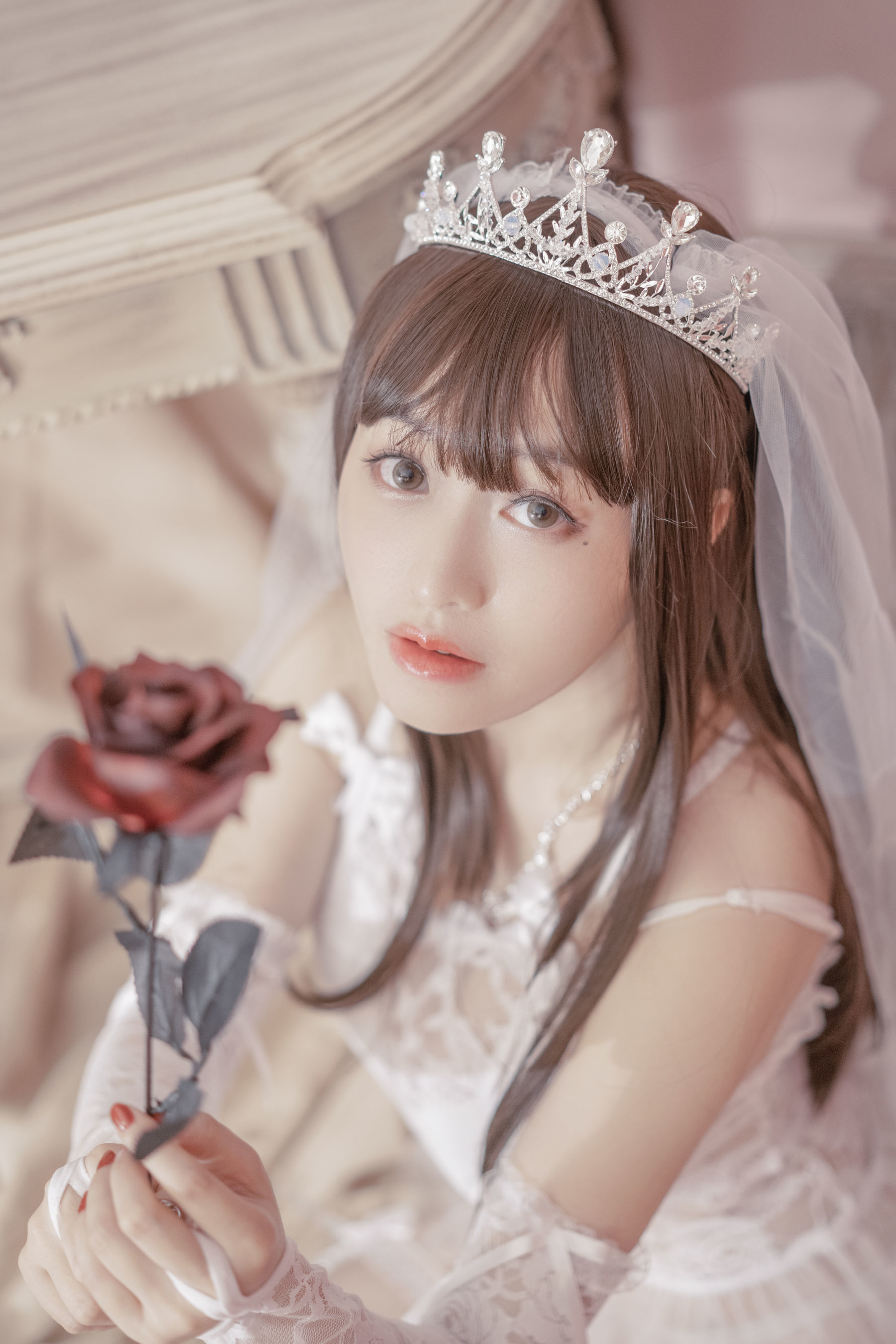 網紅COSER寫真] 動漫博主脫尾巴水樹 - 婚紗