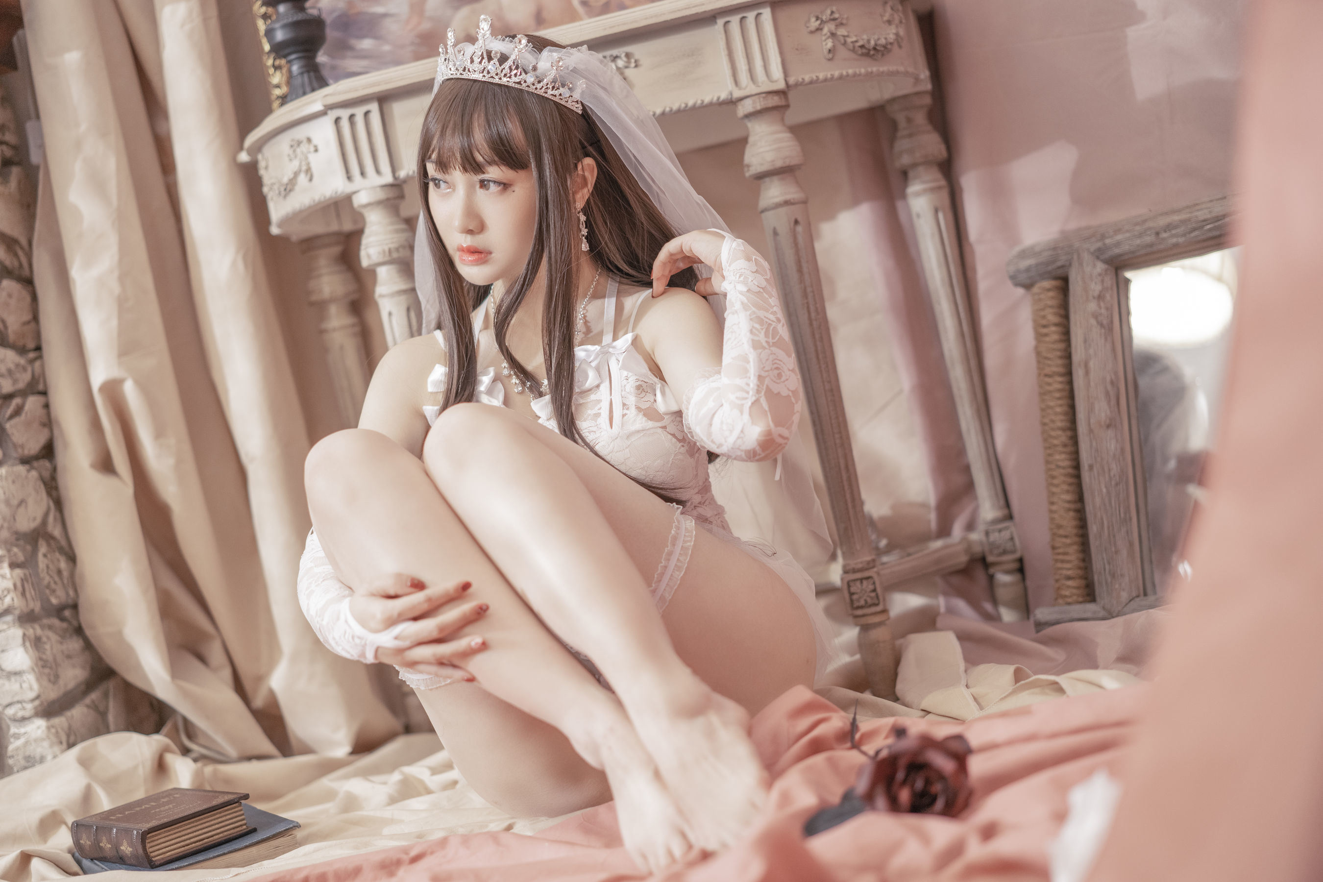 網紅COSER寫真] 動漫博主脫尾巴水樹 - 婚紗