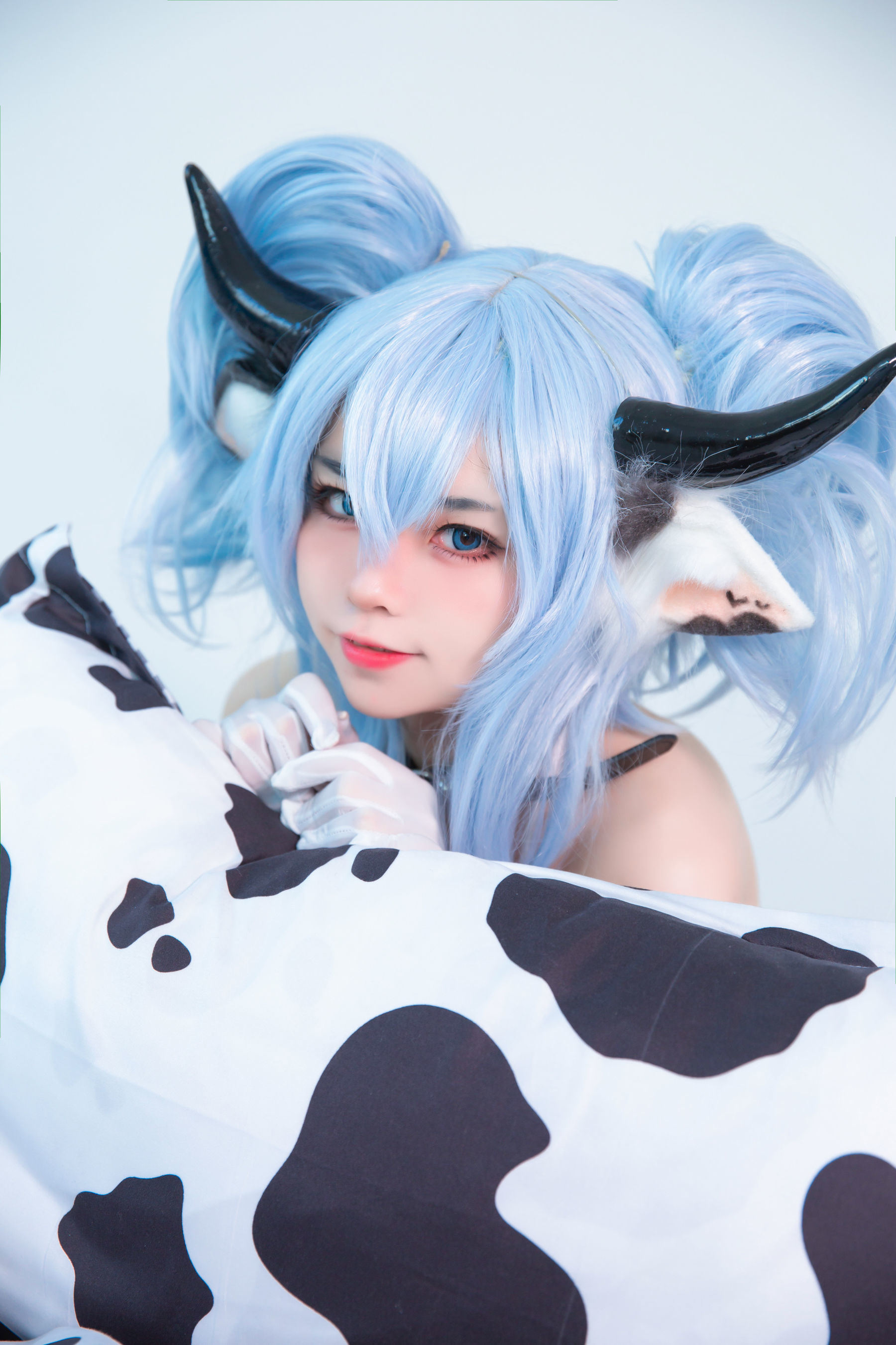 Internet Celebrity COSER Photobook] Anime Blogger G44 Will Not Be Hurt - PA-15 Cow