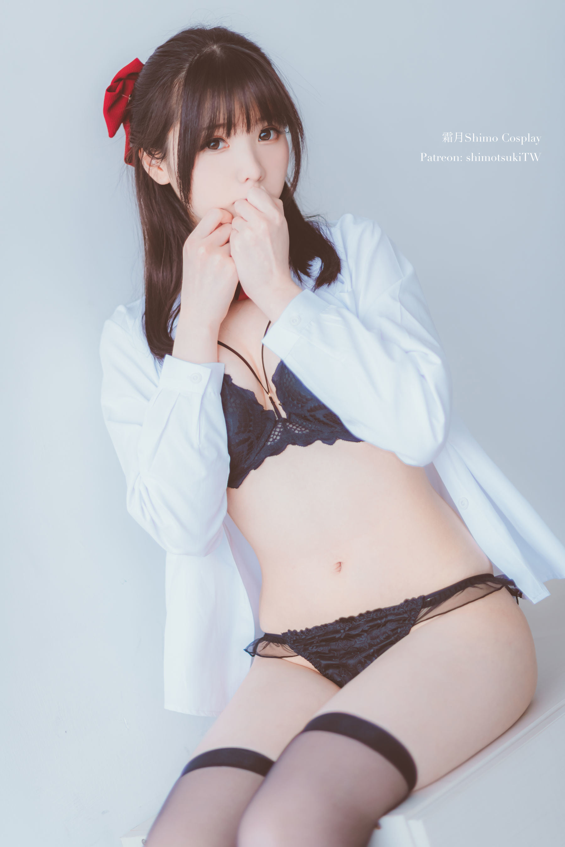 網紅COSER寫真] 微博妹紙霜月shimo - JK校服的誘惑