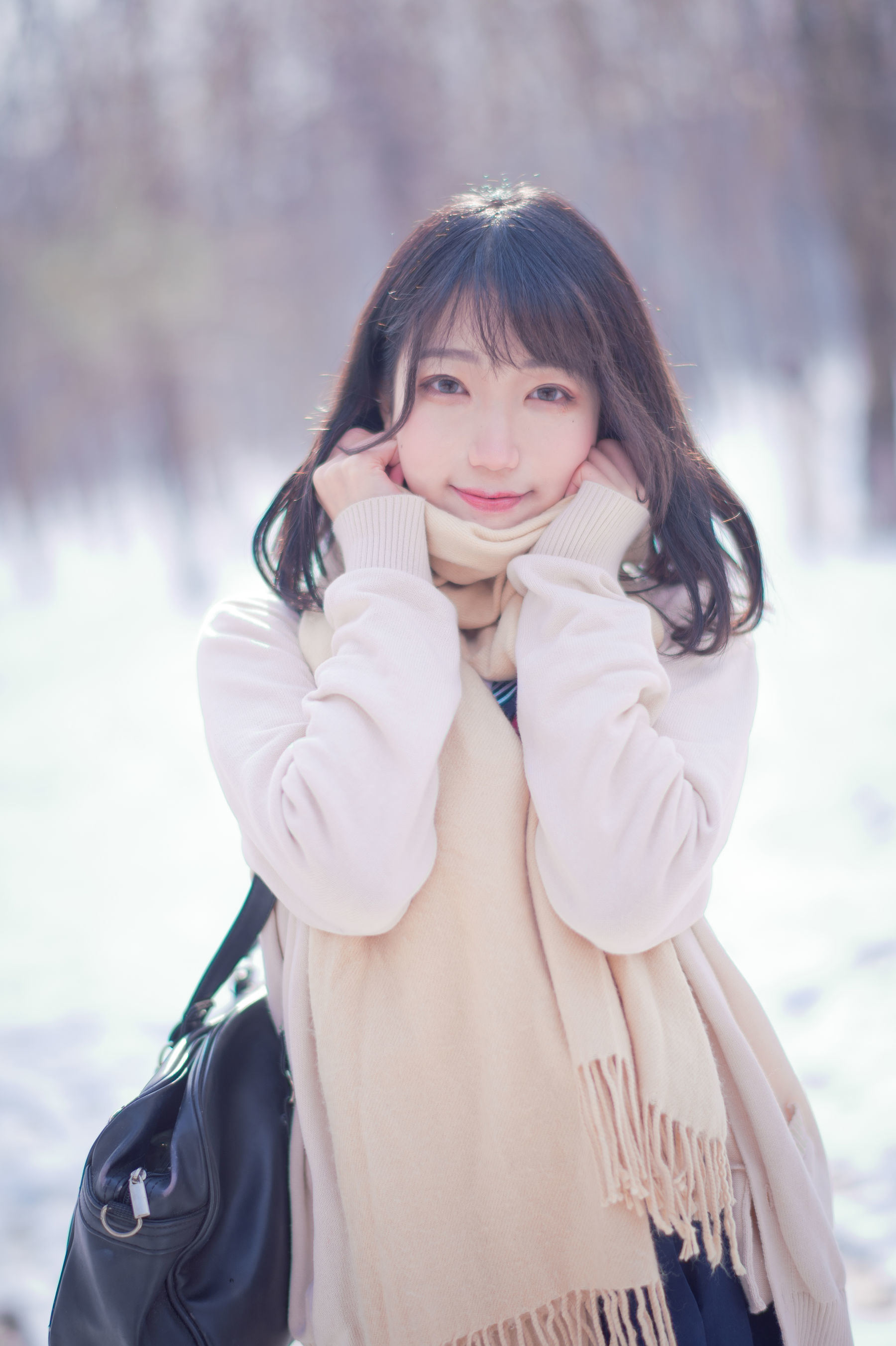 網紅COSER寫真] 周嘰是可愛兔兔 - 雪景JK