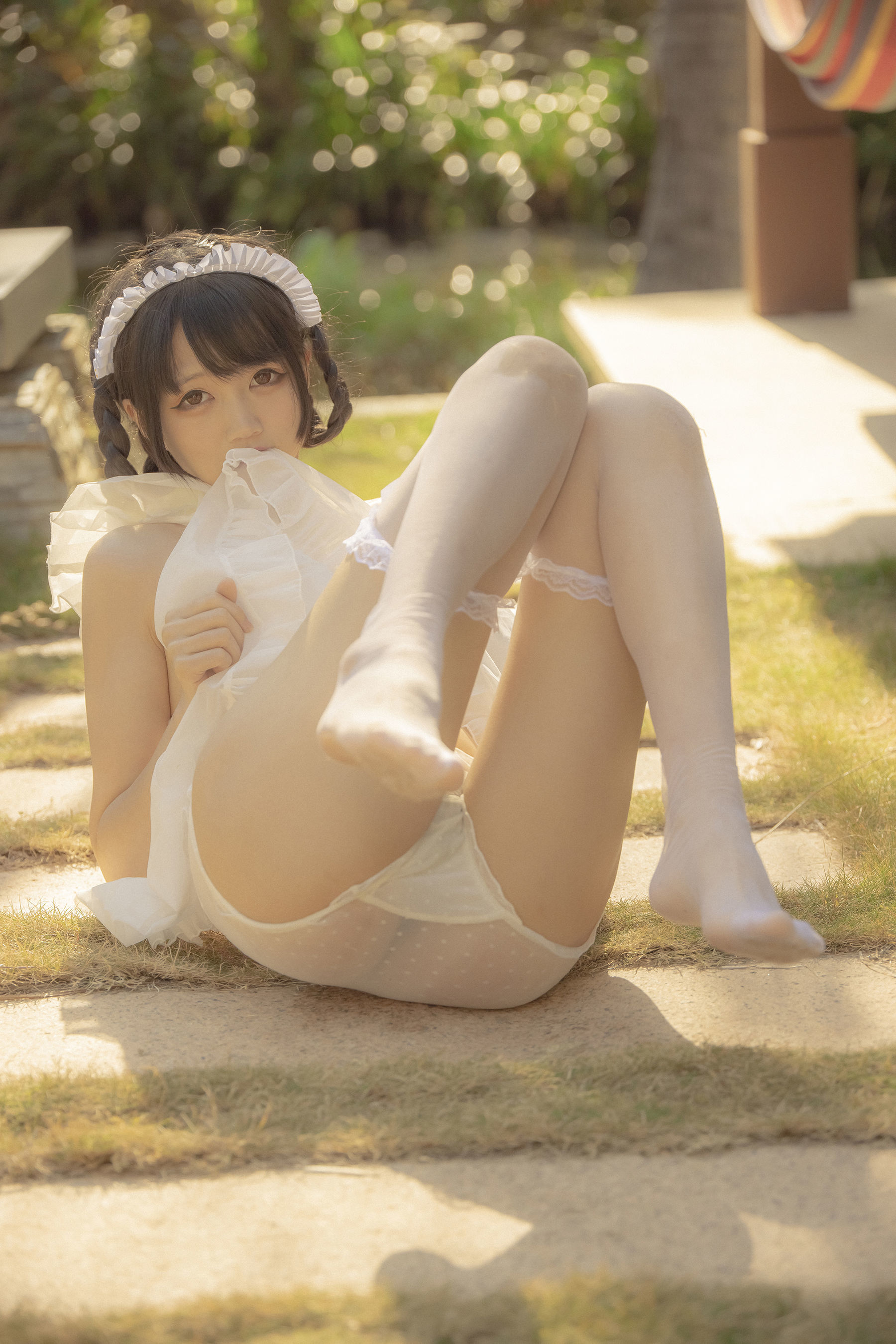 Internet Celebrity Coser Photobook] NAGISA Monster Meow - Maid's Summer
