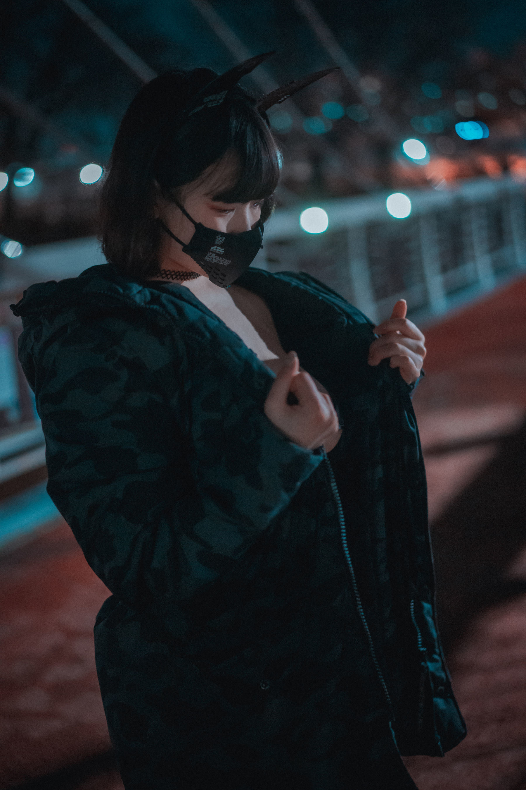 ジャワ] ミンミ - ルディ 真夜中の狼 写真セット