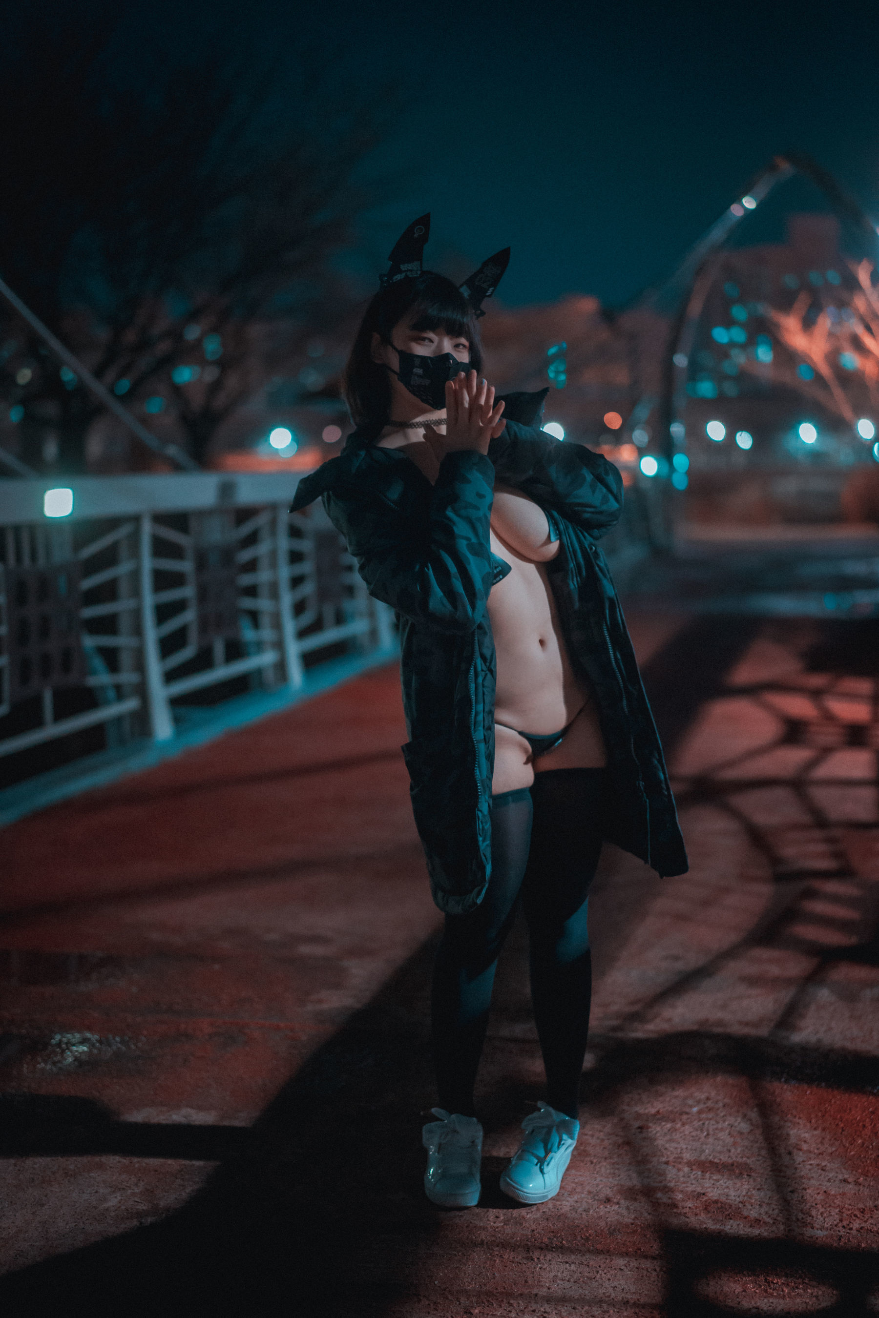 ジャワ] ミンミ - ルディ 真夜中の狼 写真セット