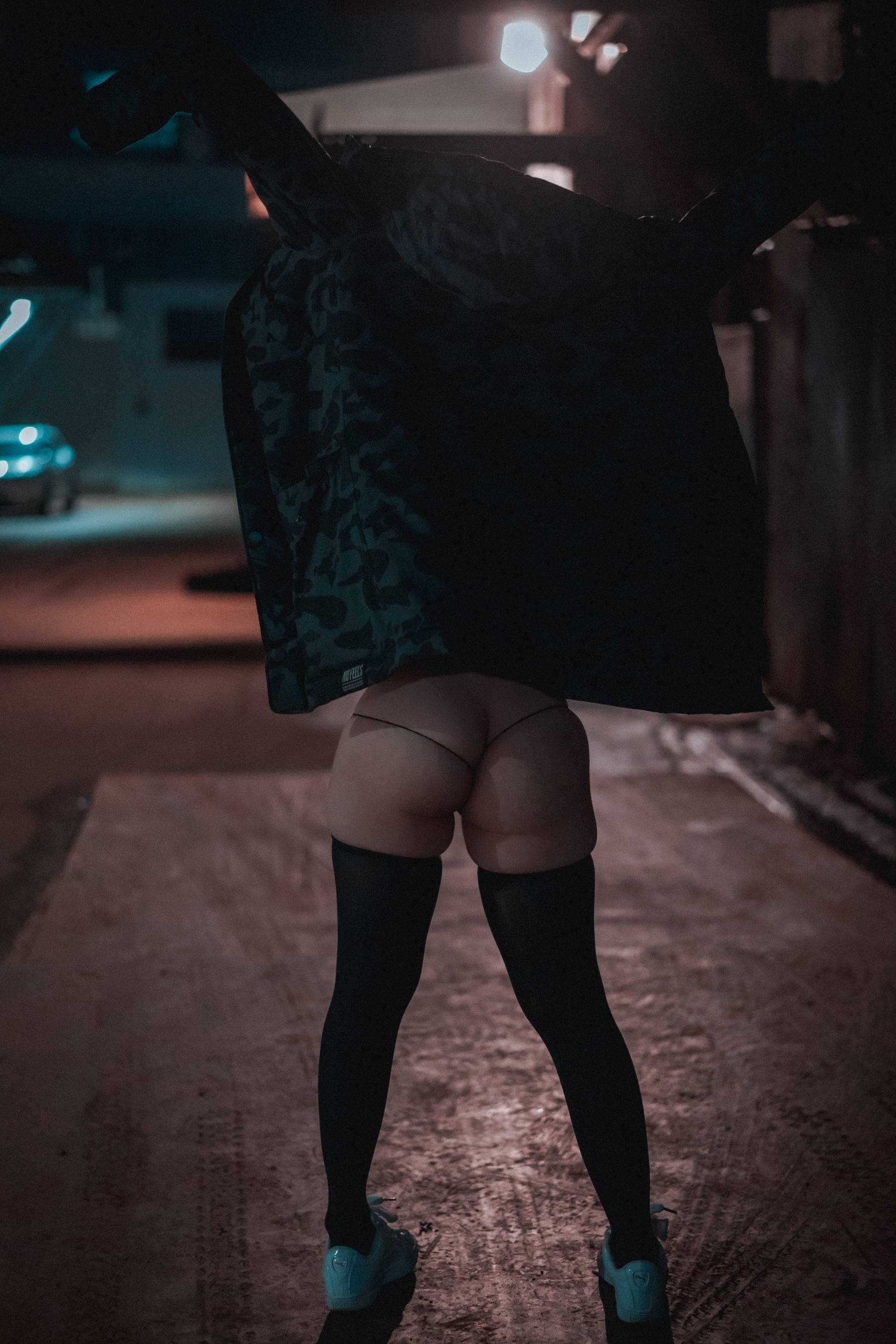 ジャワ] ミンミ - ルディ 真夜中の狼 写真セット