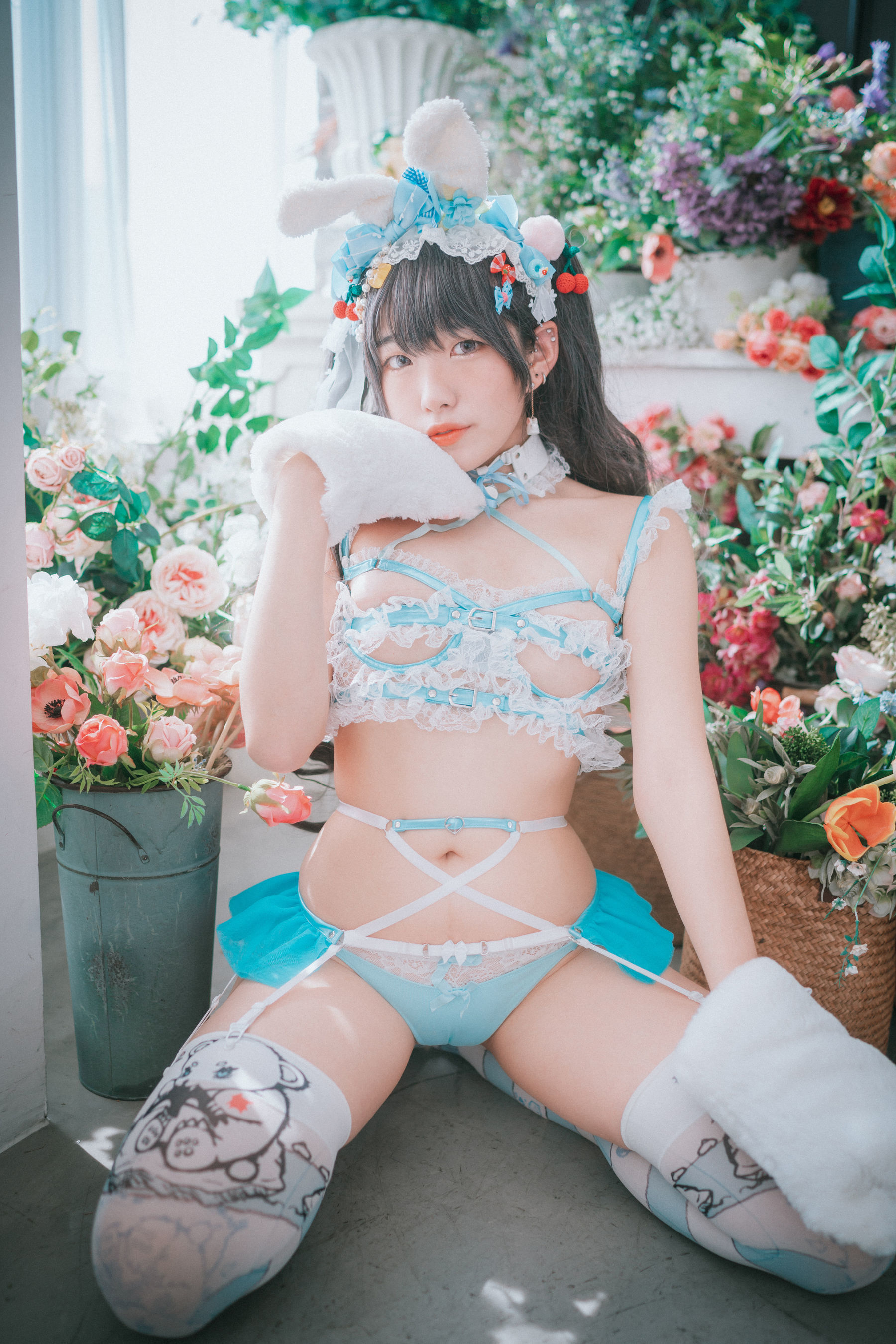 DJAWA] Sonson - Turquoise Bunny Photo Set