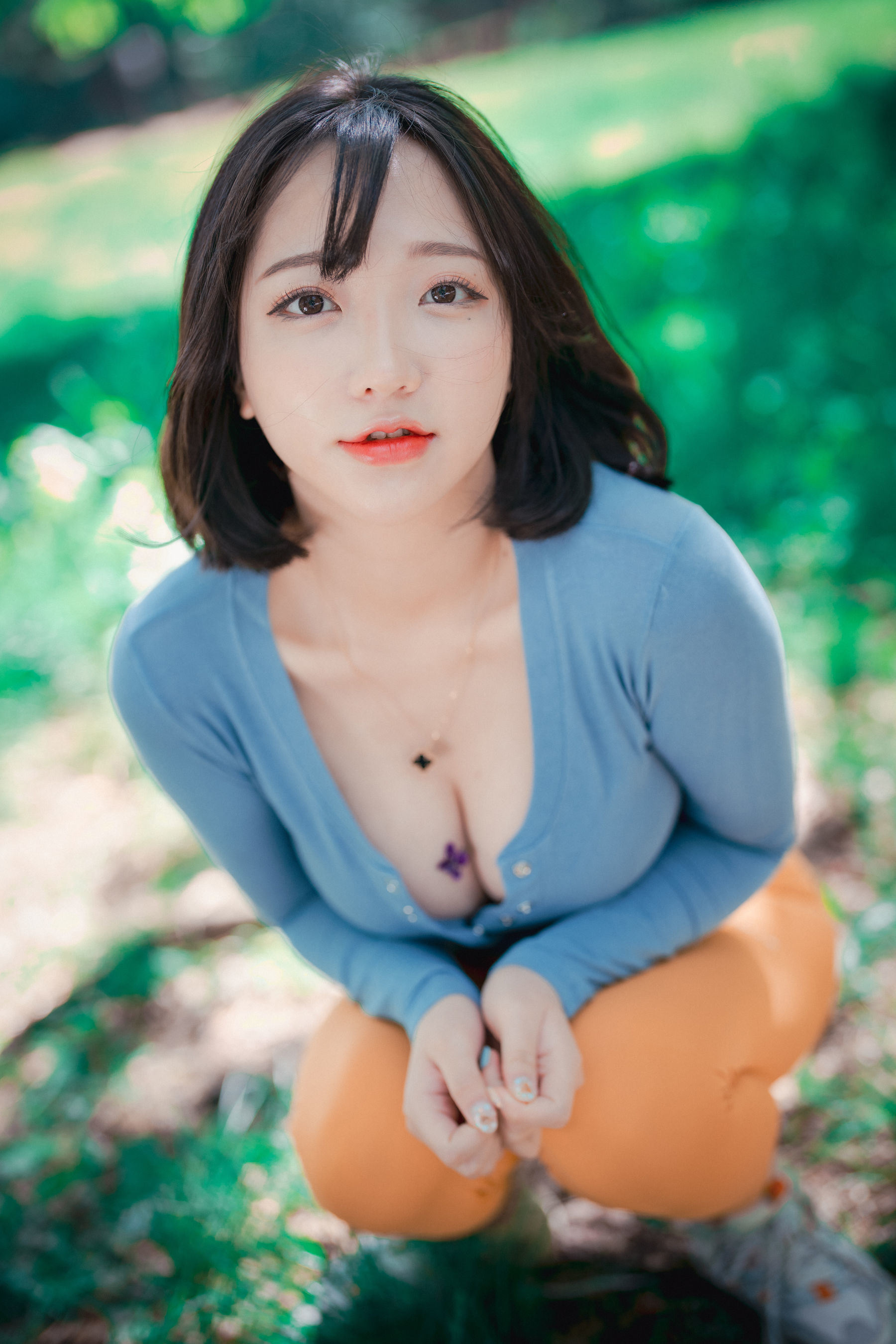 DJAWA] Yeeun - Naughty Trekking Photo Set