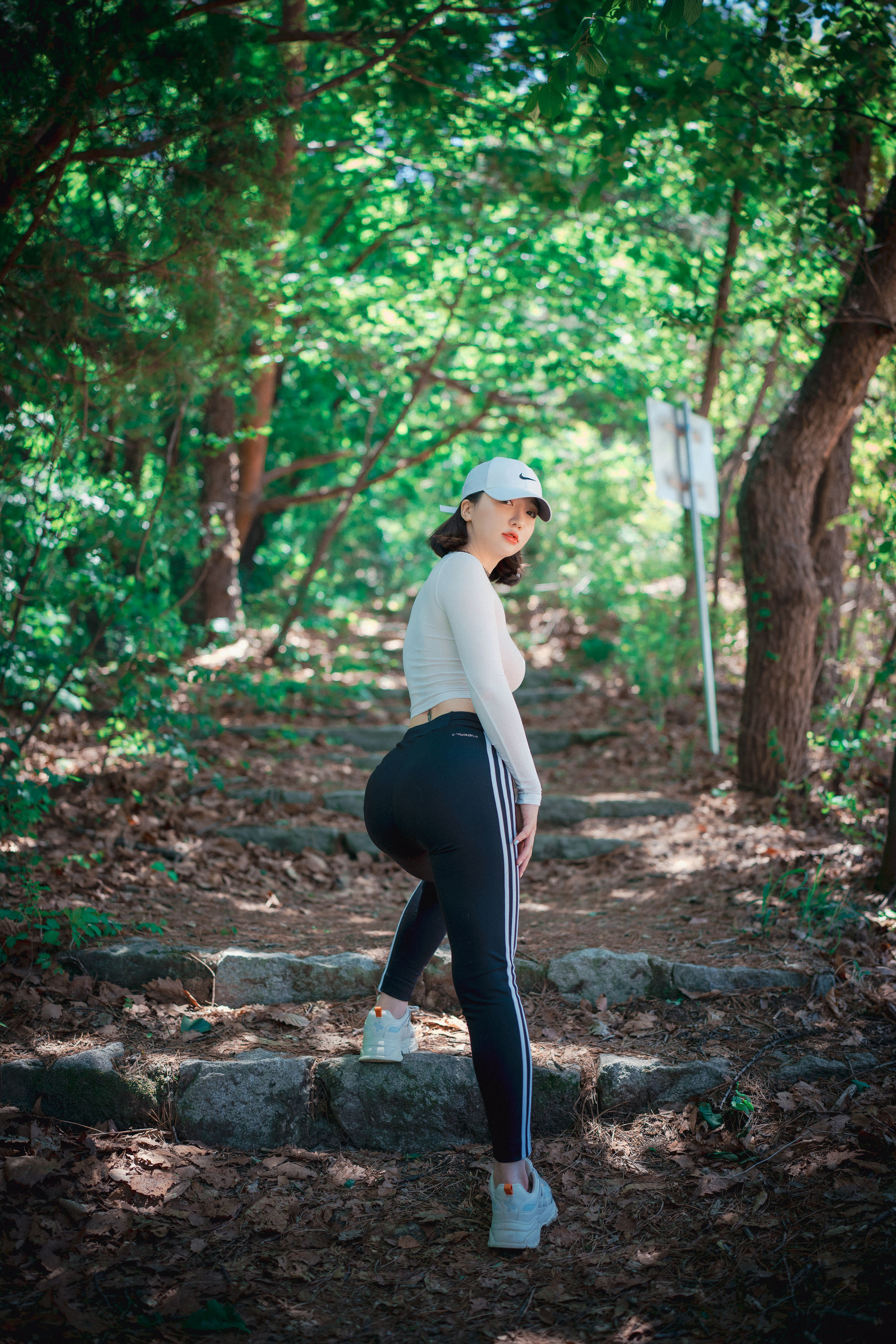DJAWA] Yeeun - Naughty Trekking Photo Set