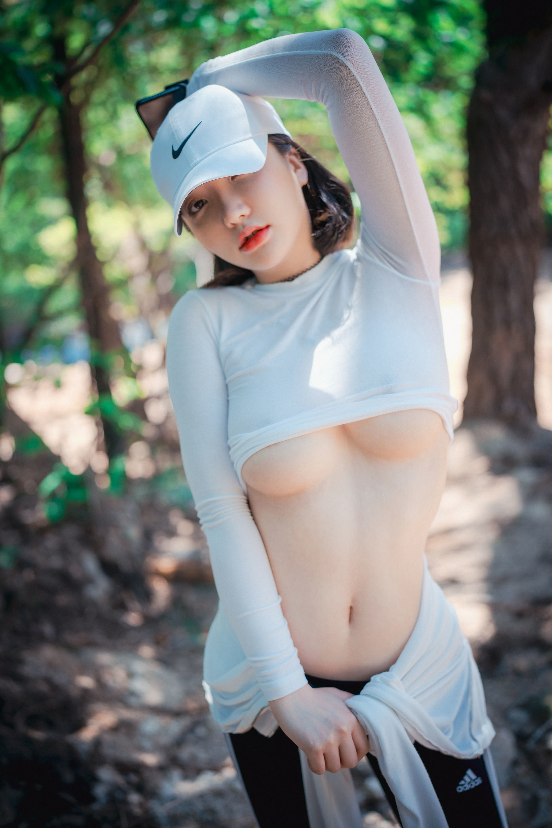 DJAWA] ยีอึน - ซน เดินป่า ชุดรูปภาพ