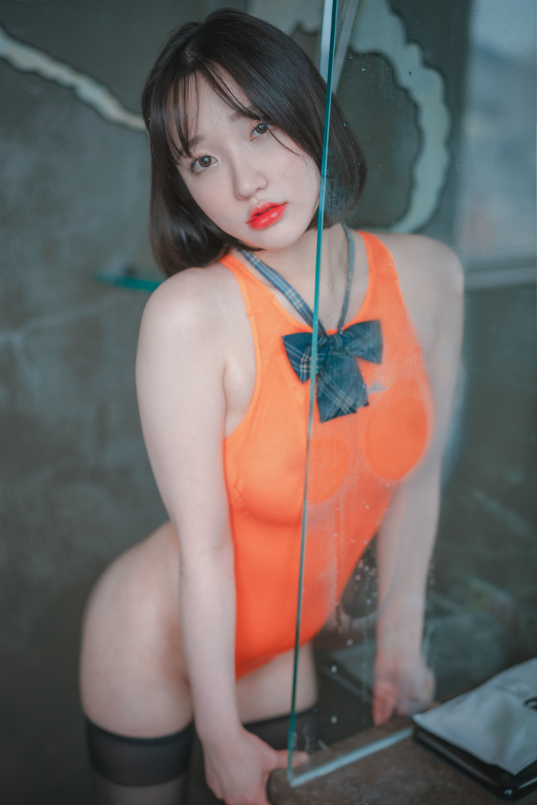 DJAWA] Yeeun - Bài học bơi lội 6 Bộ ảnh