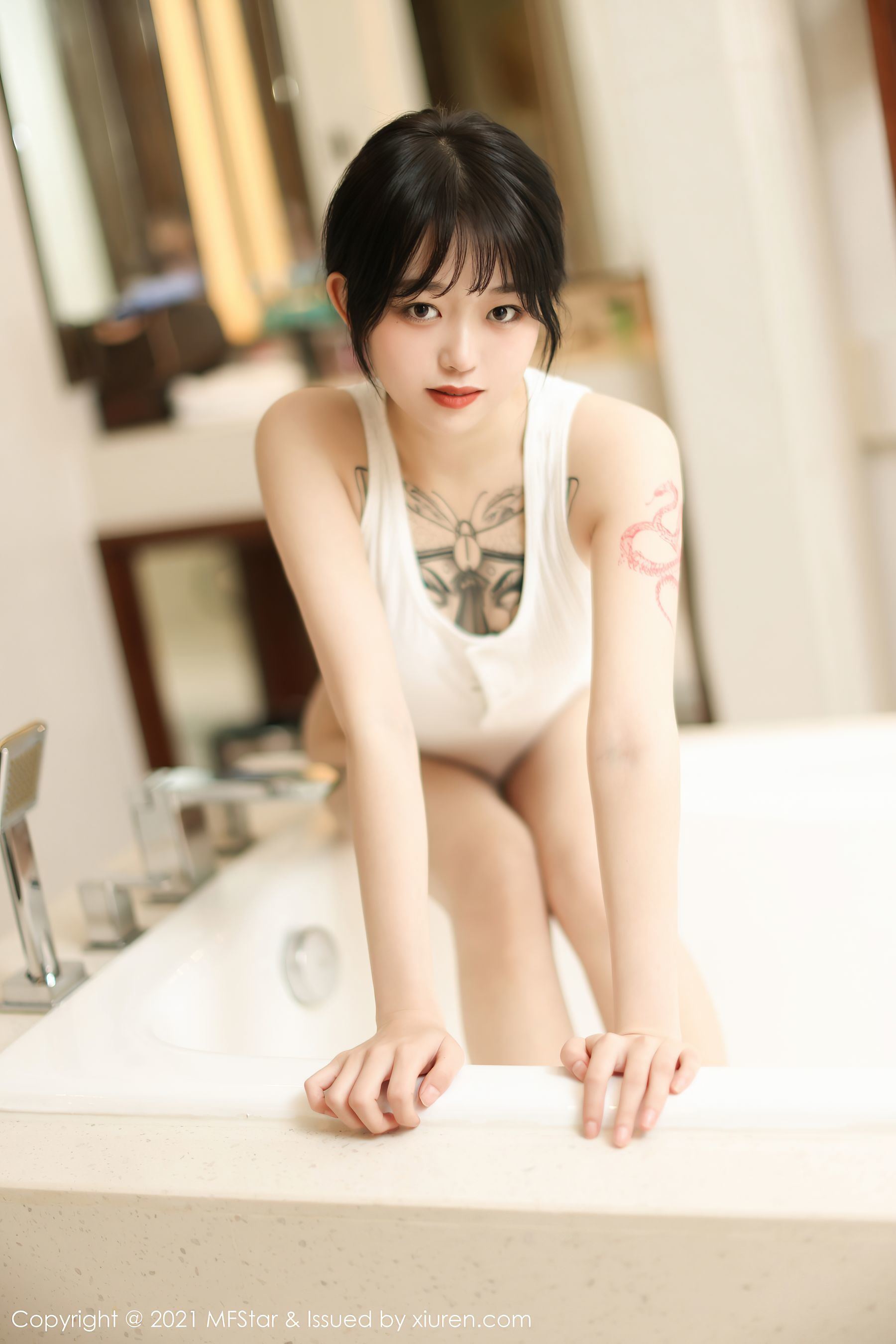 模范學院MFStar Vol.496 奶瓶子 濕身紋身寫真