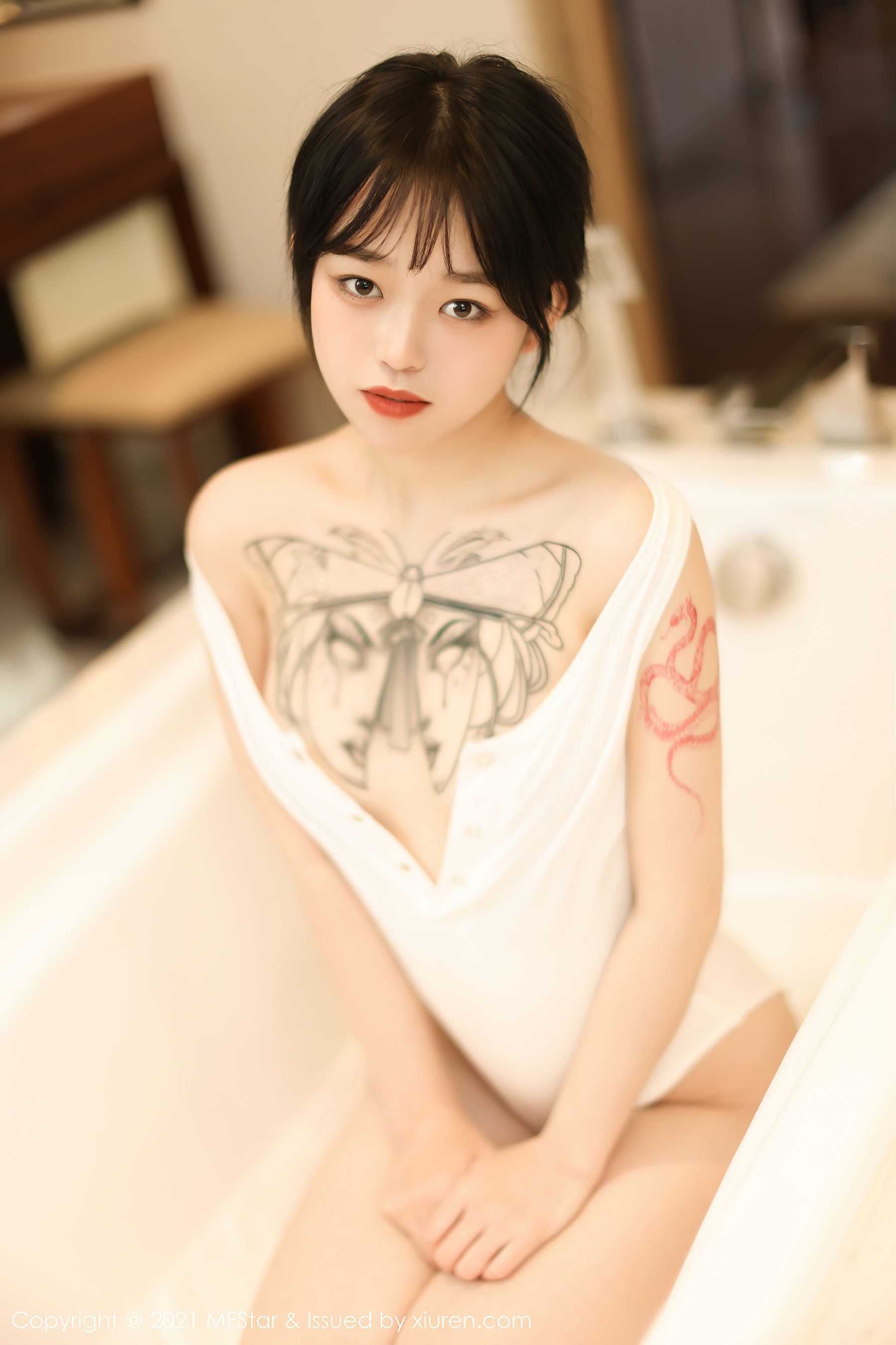 MFStar Vol.496 Baby Bottle Wet Tattoo Photo Set