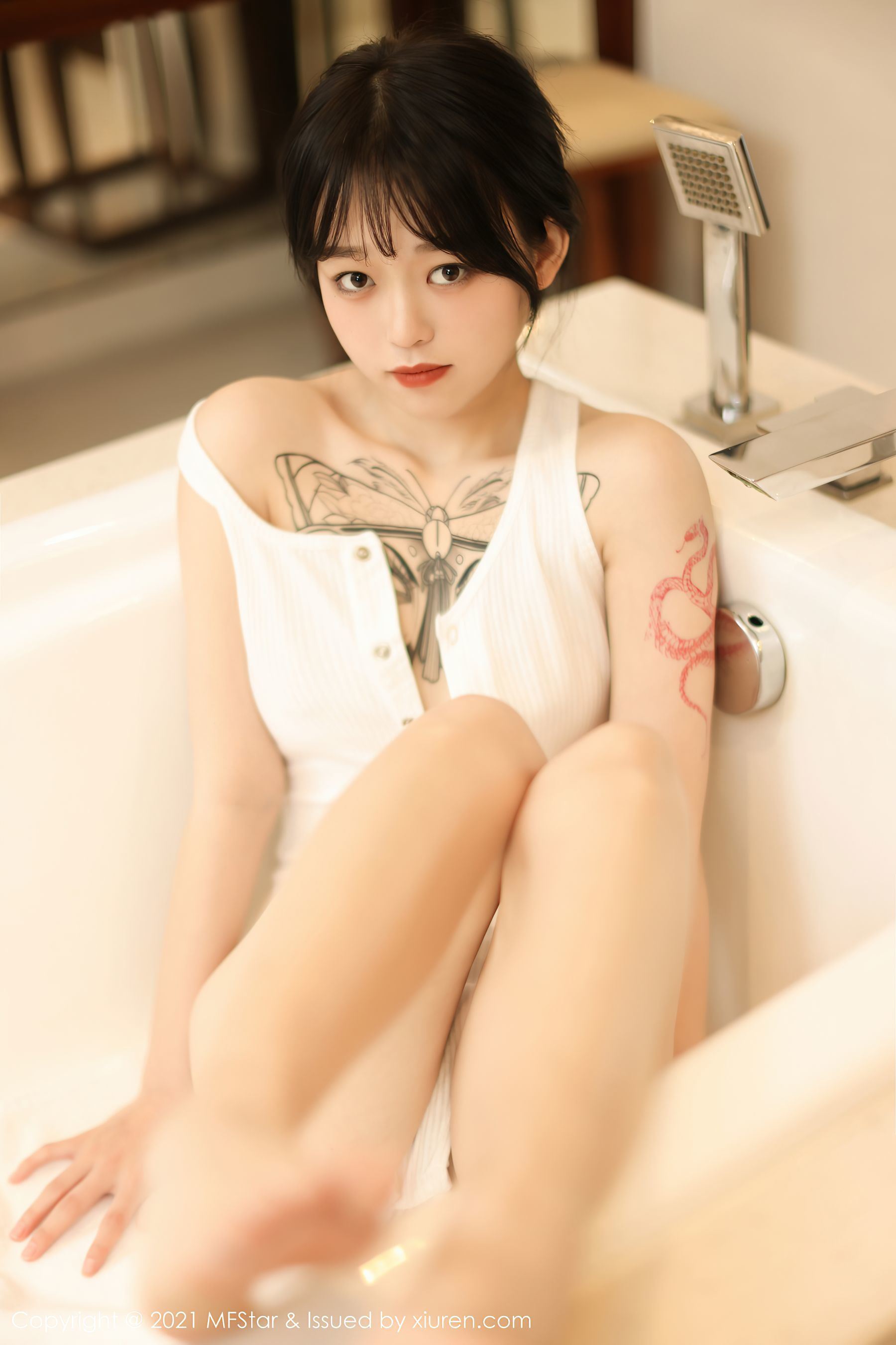 MFStar Vol.496 Baby Bottle Wet Tattoo Photo Set
