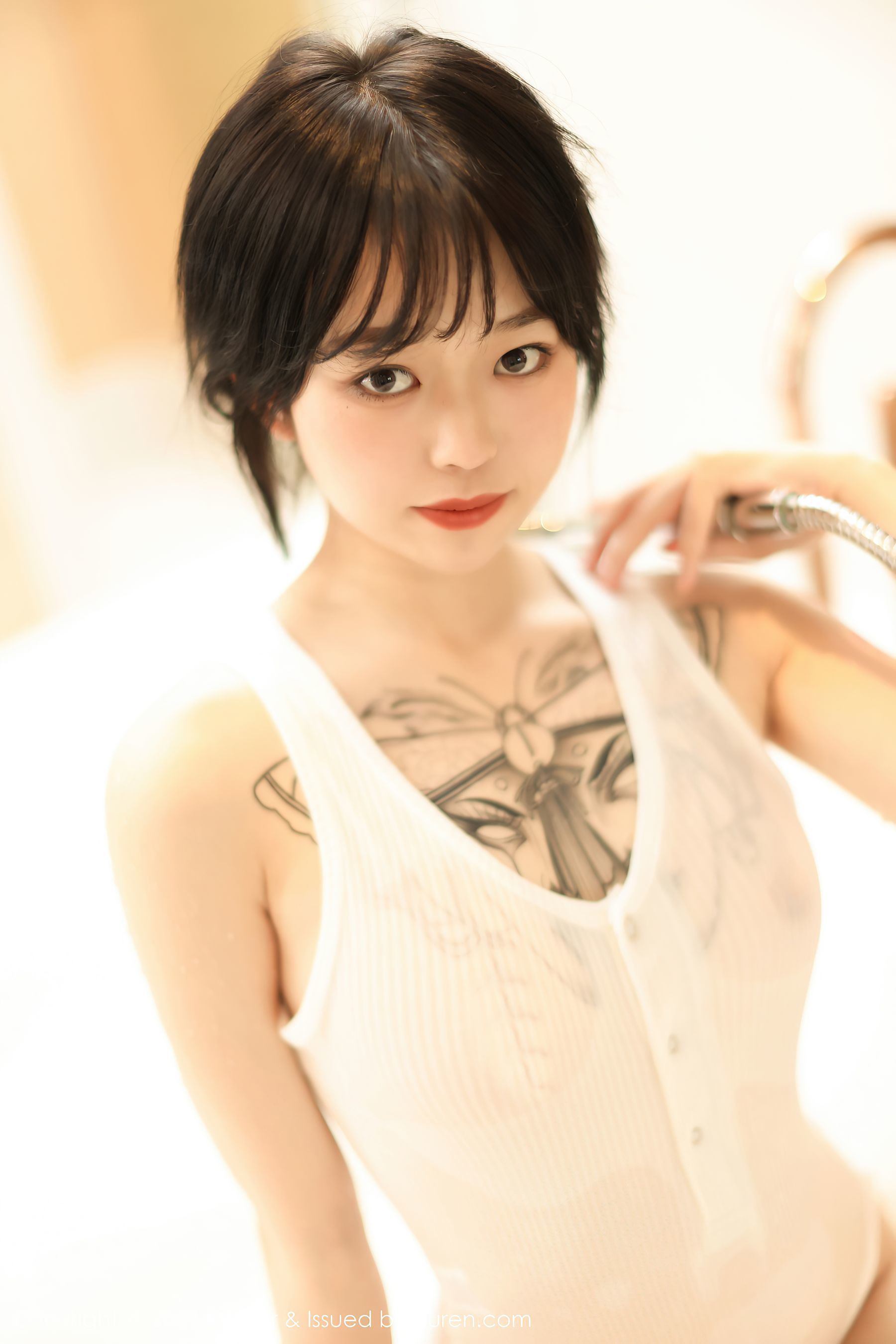 MFStar Vol.496 Baby Bottle Ảnh Tattoo Thân Ướt