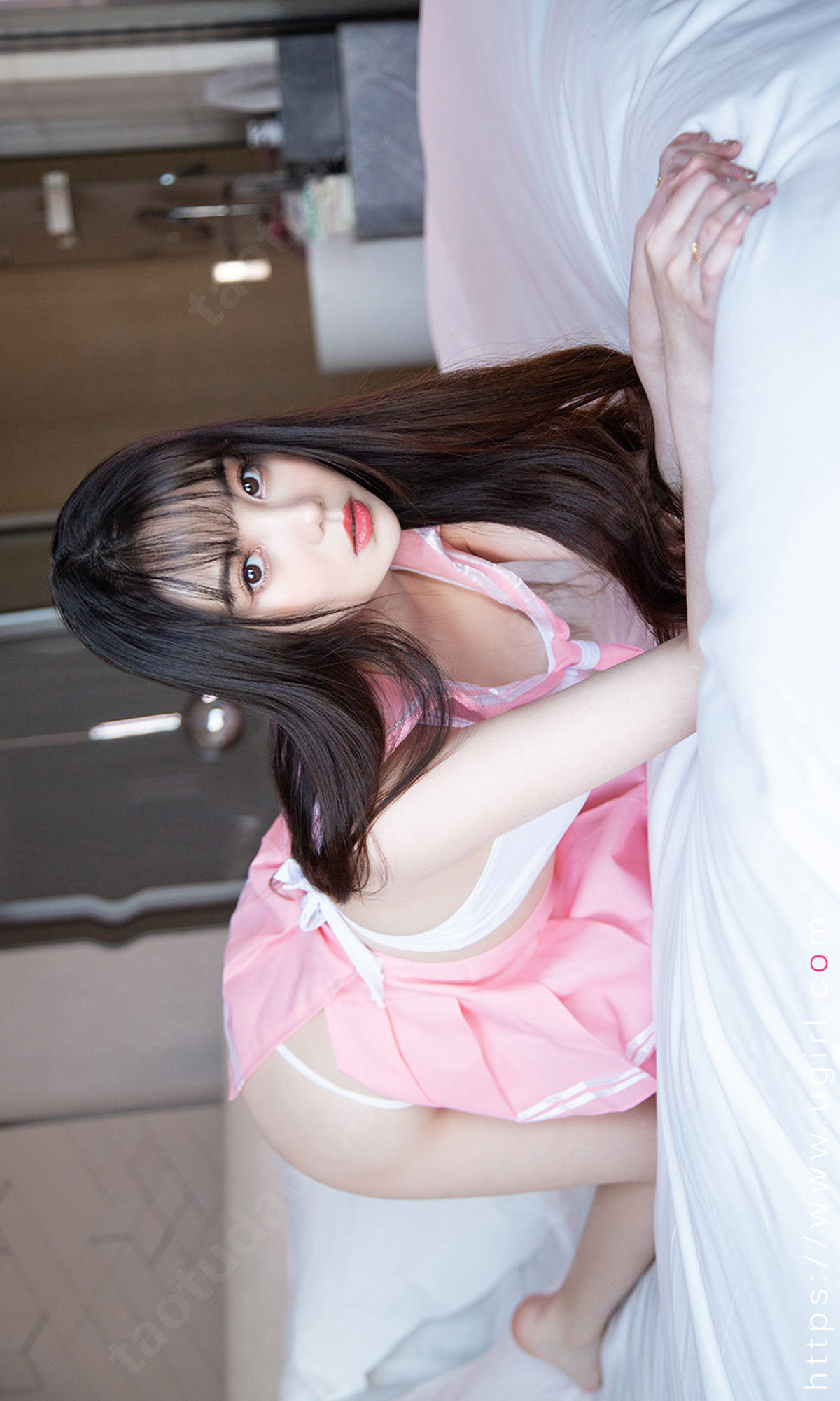 爱尤物Ugirls] No.2107 Rou Rou Sakura Schoolgirl