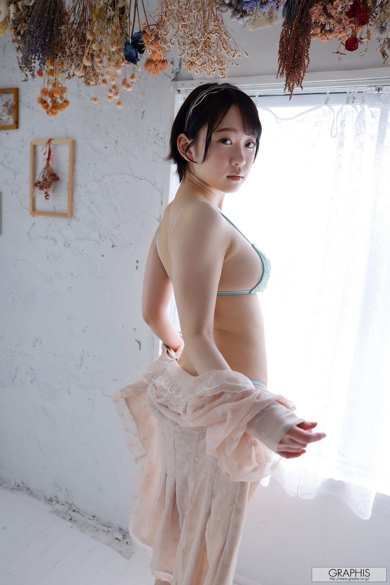 Graphis] Gals – Yura Kano Hi-Color 121P