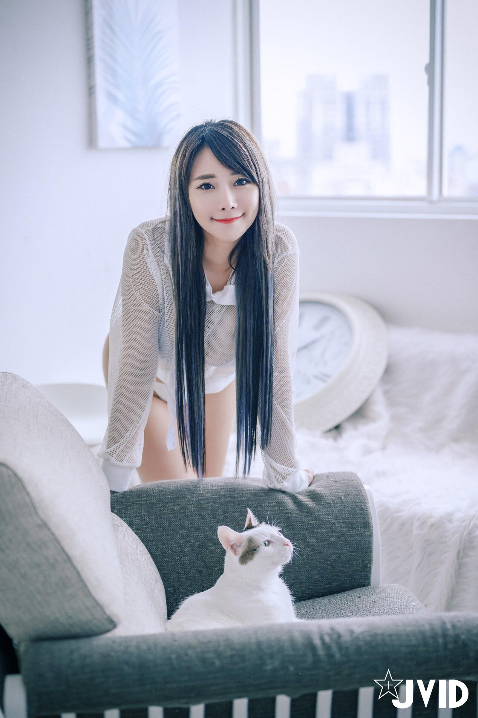 JVID] Lạc Lạc - Cám dỗ anh trai bạn thân 169P