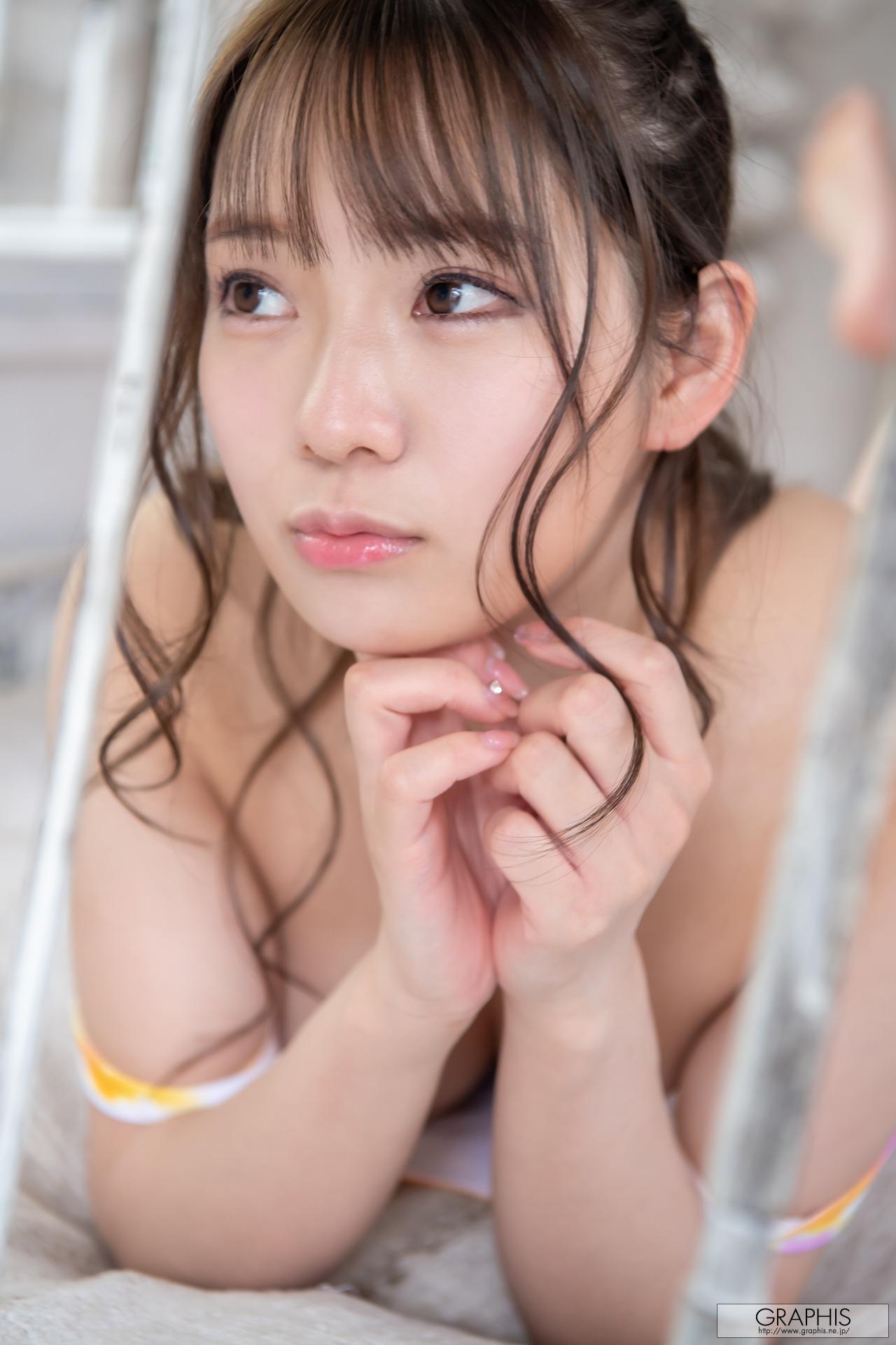 Graphis] Gravure Đầu Tiên – Uta Hayano 141P