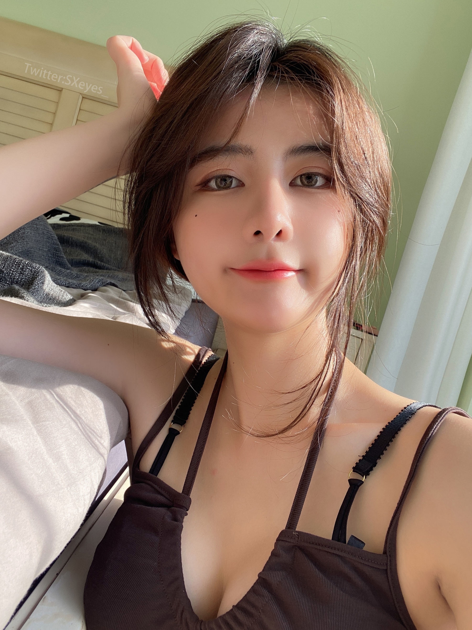 Internet Celebrity Cosplayer Photobook] Cute Girl Yan Jiang the Great Demon King w - Stay-at-Home Girlfriend