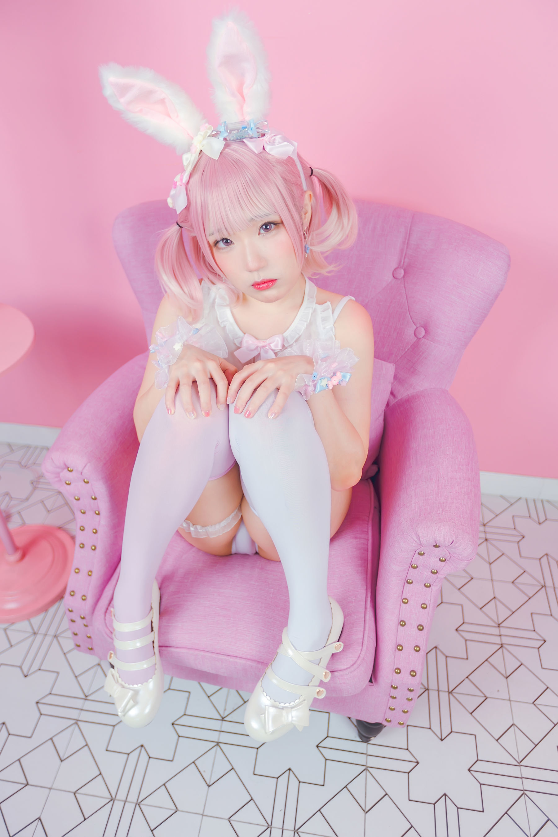 Ảnh coser net hồng] Blogger anime Mime Mị Mỹ - Cô gái thỏ màu trắng hồng