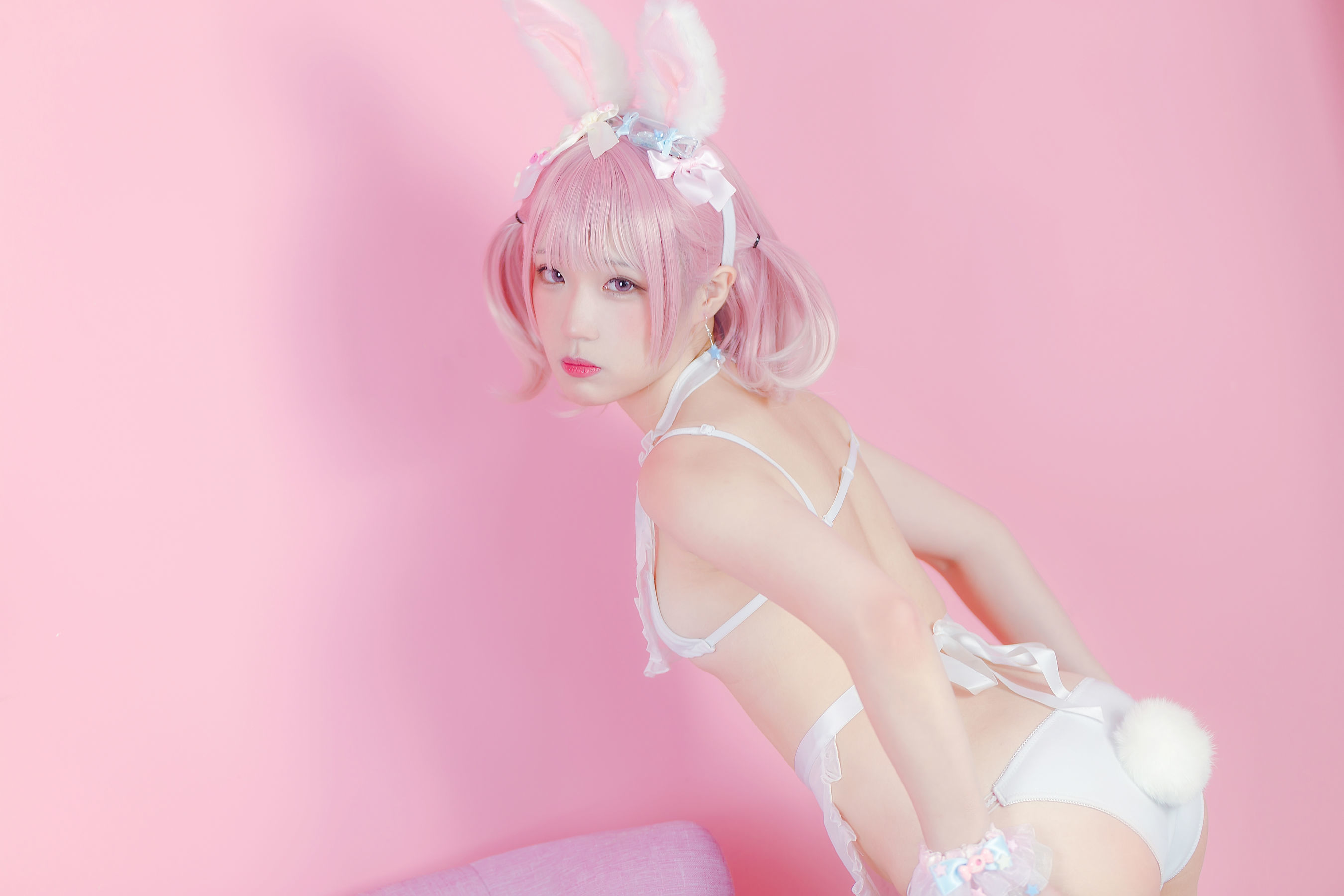 Internet Celebrity Coser Photobook] Anime Blogger Mime Mimi - White and Pink Bunny Girl