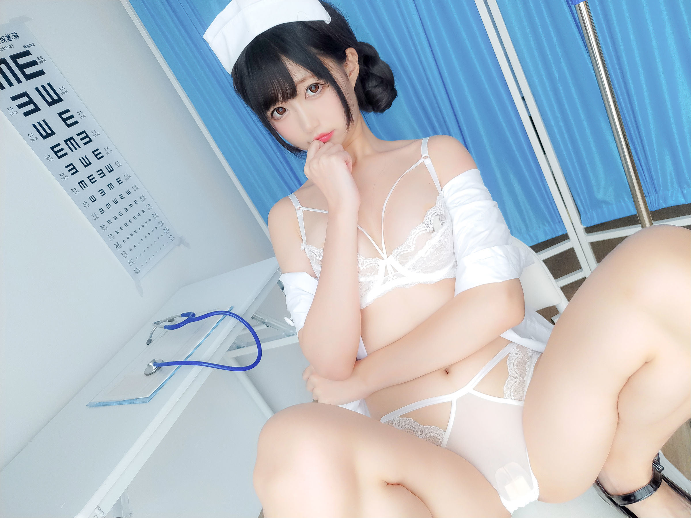 Ảnh chụp COSER nổi tiếng mạng] NAGISA Quái Vật Mèo [Fantia] - Bạn có cần y tá không?