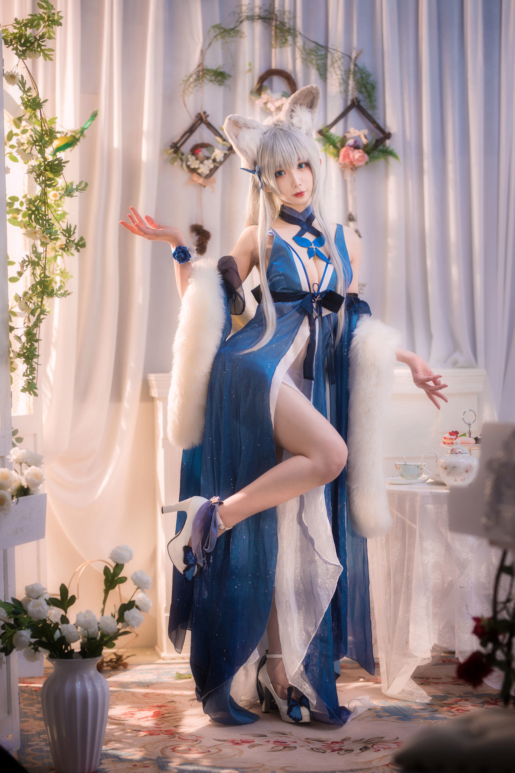 Internet Celebrity Cosplayer Photobook] Anime Blogger Feng Jiangjiang v - Shinano