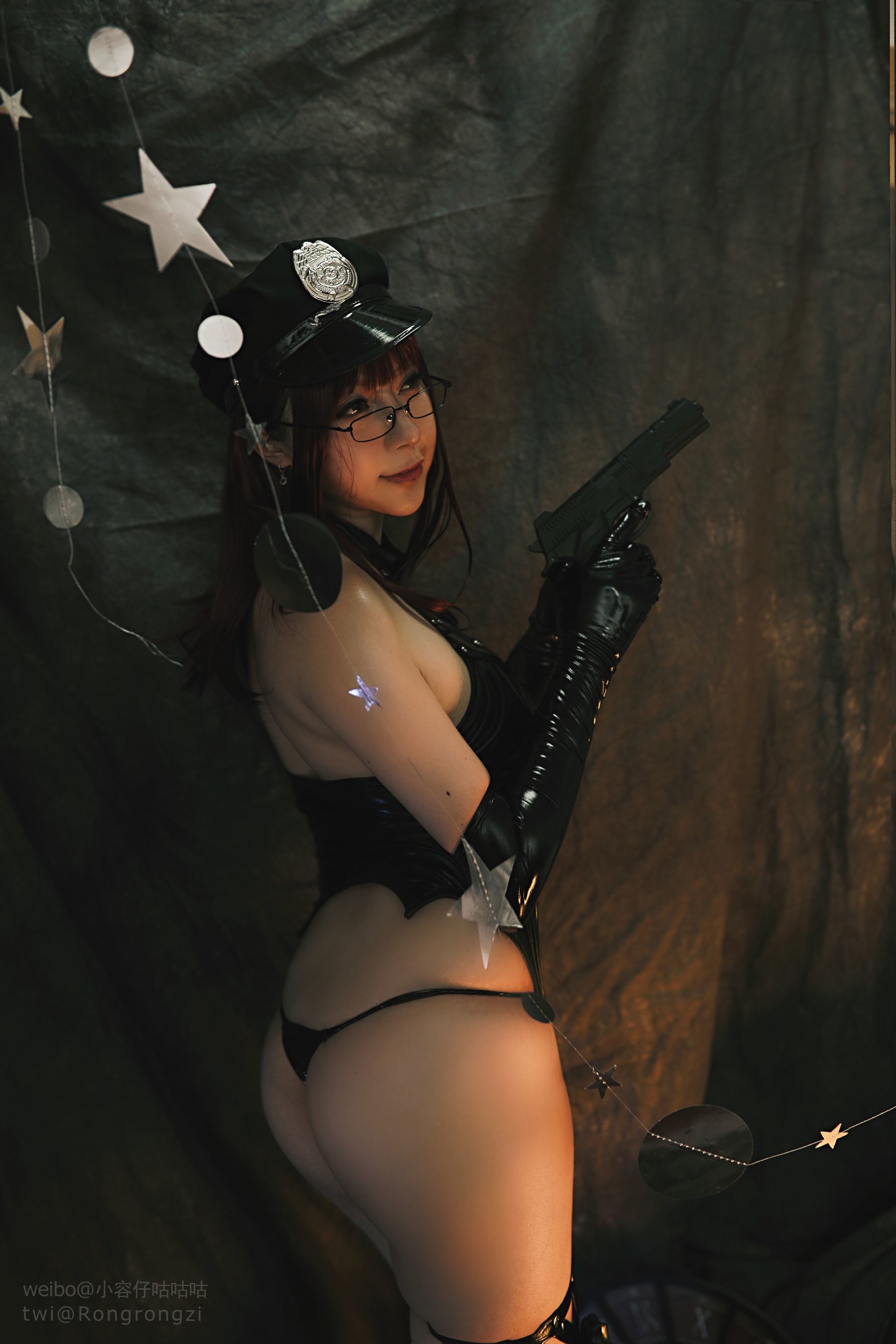 Internet Celebrity COSER Photos] Xiao Rong Zai Gu Gu Gu - Assault Little Policewoman