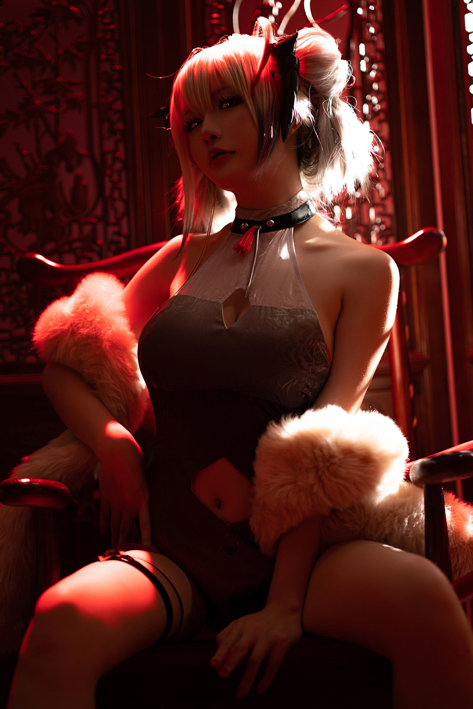 Internet Celebrity COSER Photobook] COSER Miss Xing Zhi Chi Chi - W- Doujin Qipao