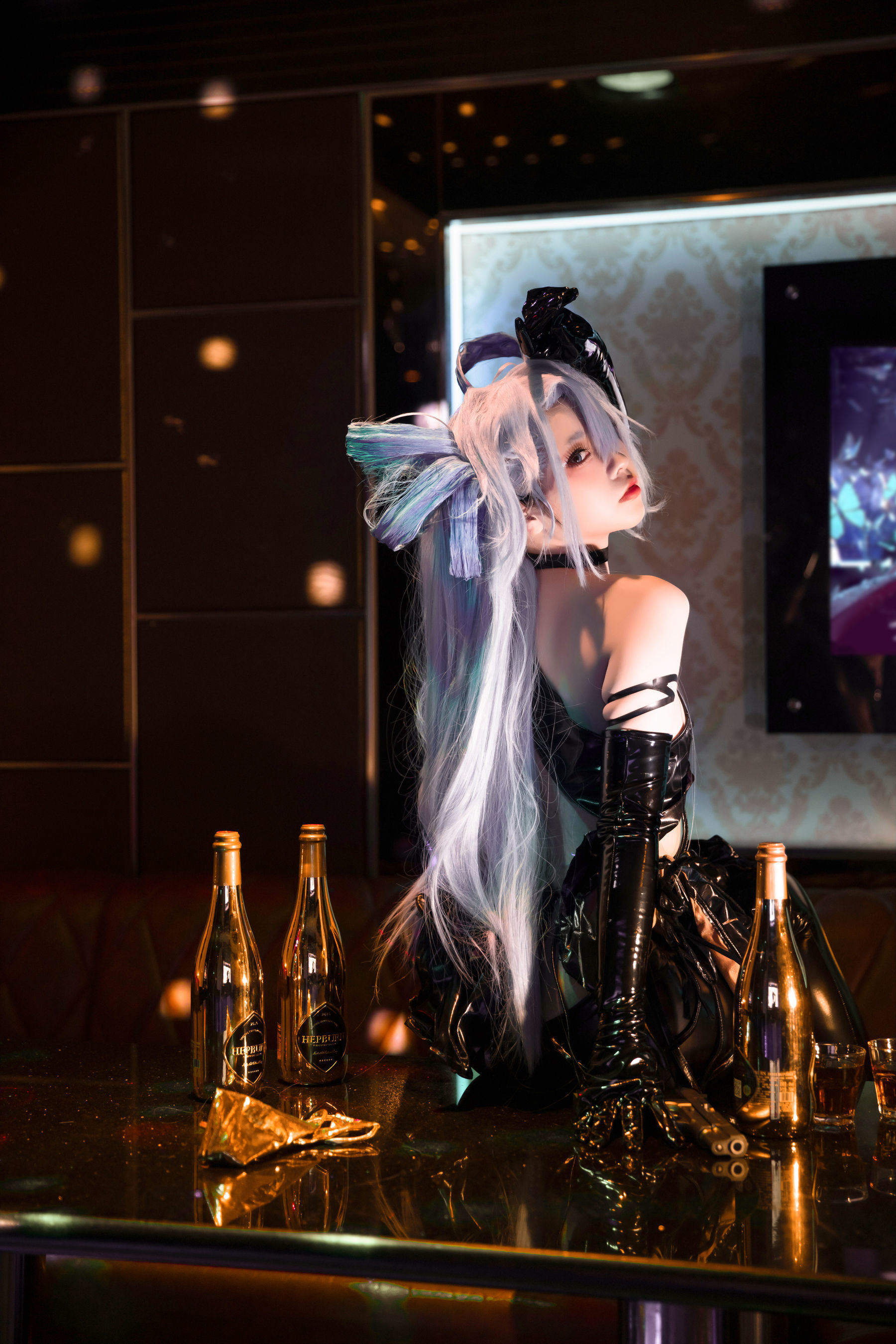 Internet Celebrity Coser Photobook] Anime Blogger G44 Will Not Get Hurt - Champagne Phantom Thief