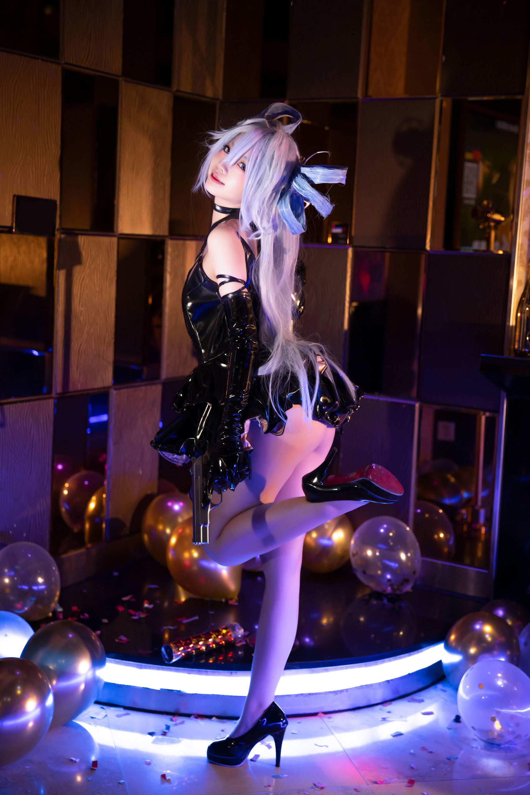 Internet Celebrity Coser Photobook] Anime Blogger G44 Will Not Get Hurt - Champagne Phantom Thief