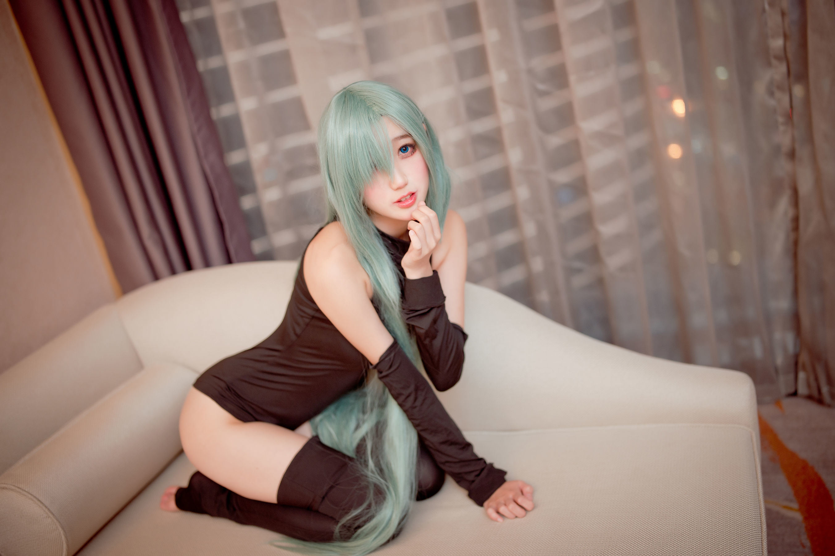 Internet Celebrity COSER Photobook] Zhou Ji is Cute Bunny - Elizabeth Bodysuit