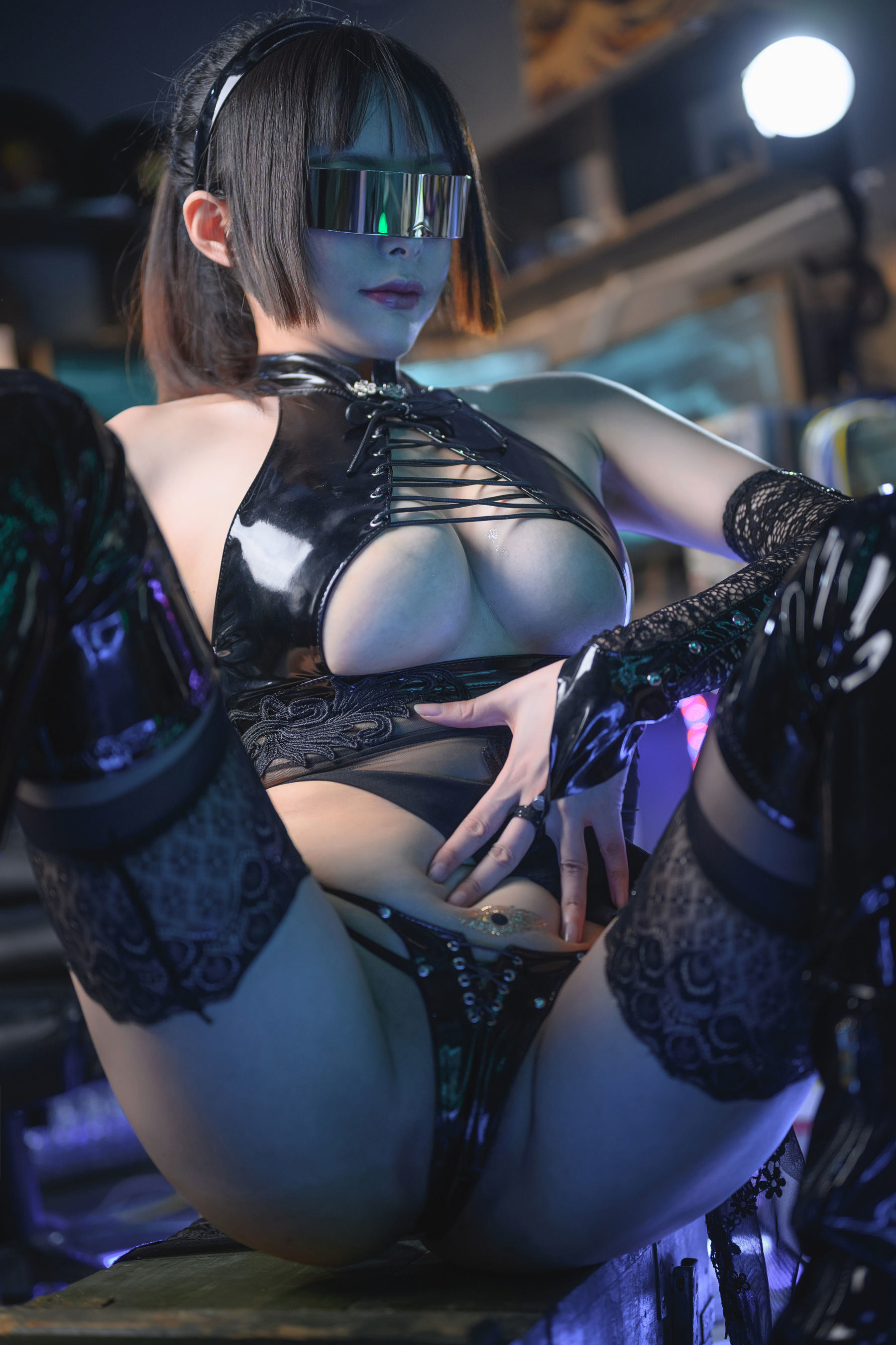 Internet Celebrity Cosplayer Photobook] Qiu and Corgi (Xia Xiao Qiu Qiu Qiu) - VR Girlfriend (Reality Edition)
