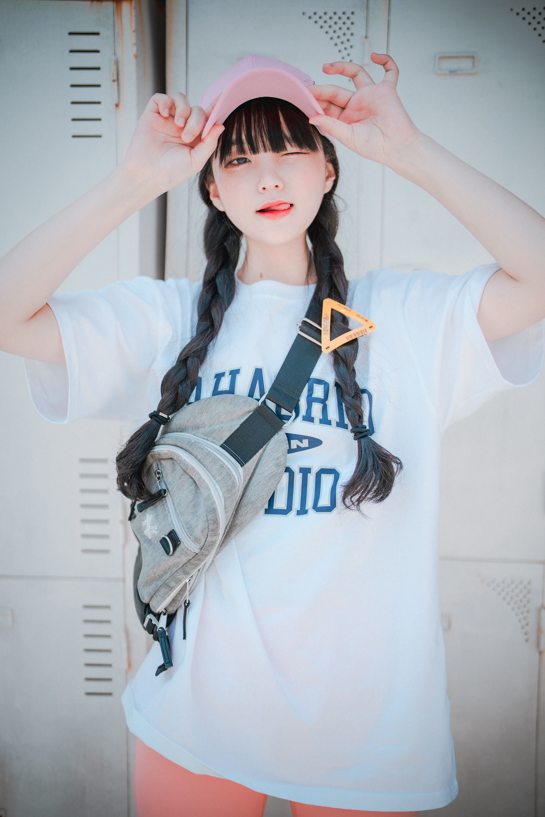 DJAWA] Jenny - Lỏng và Chặt Hồng