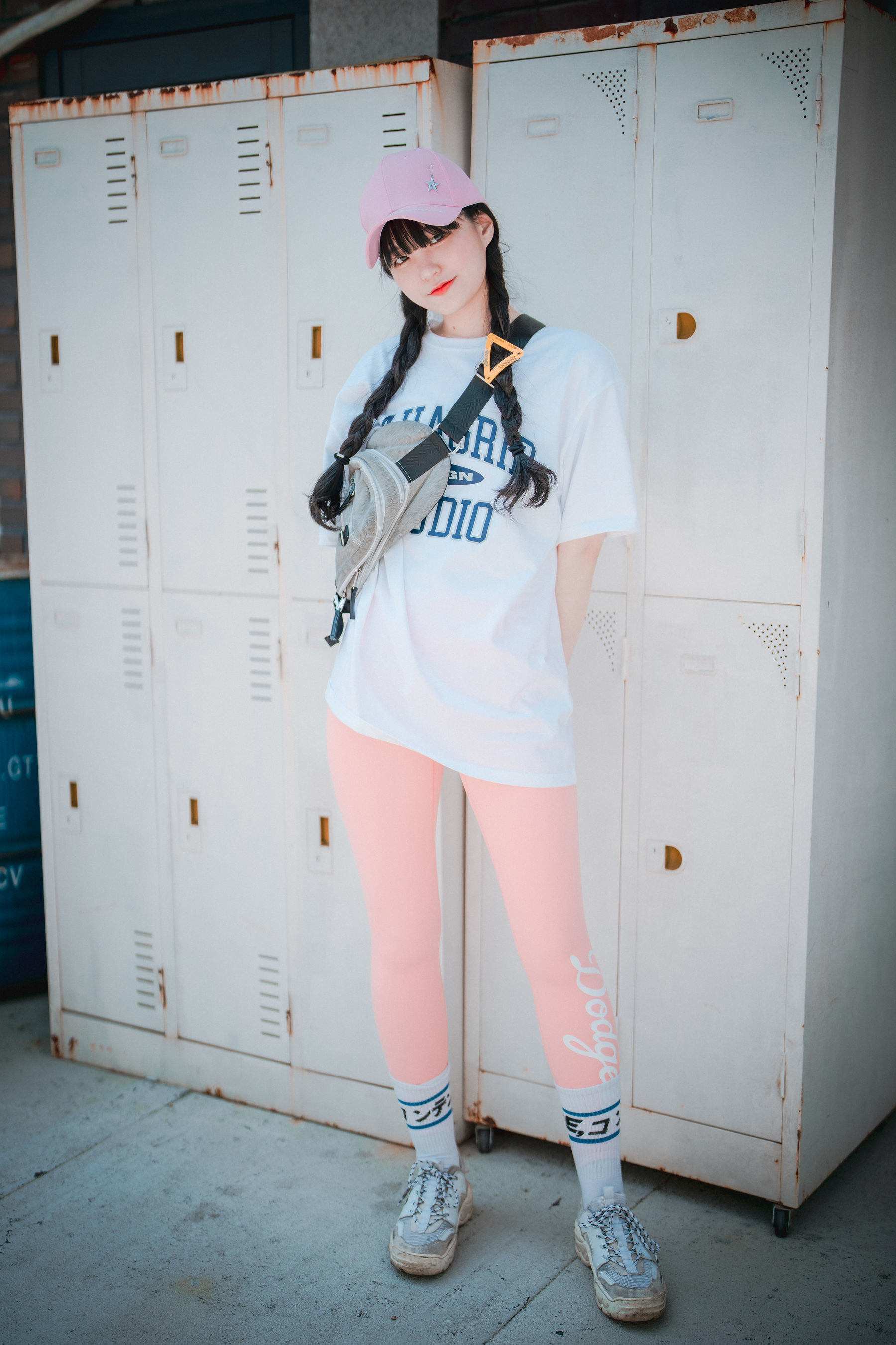 DJAWA] Jenny - Lỏng và Chặt Hồng
