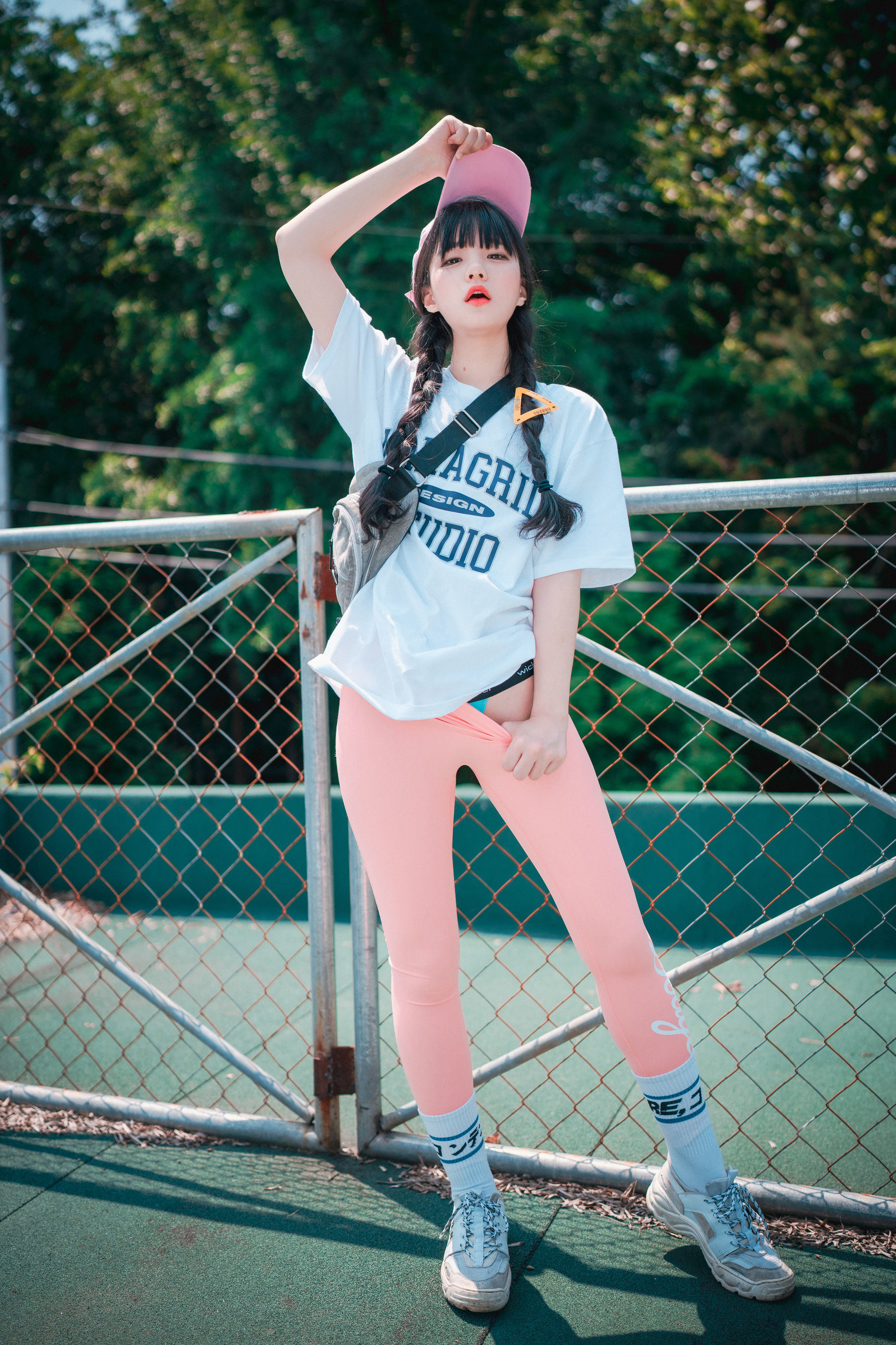 DJAWA] Jenny - Lỏng và Chặt Hồng