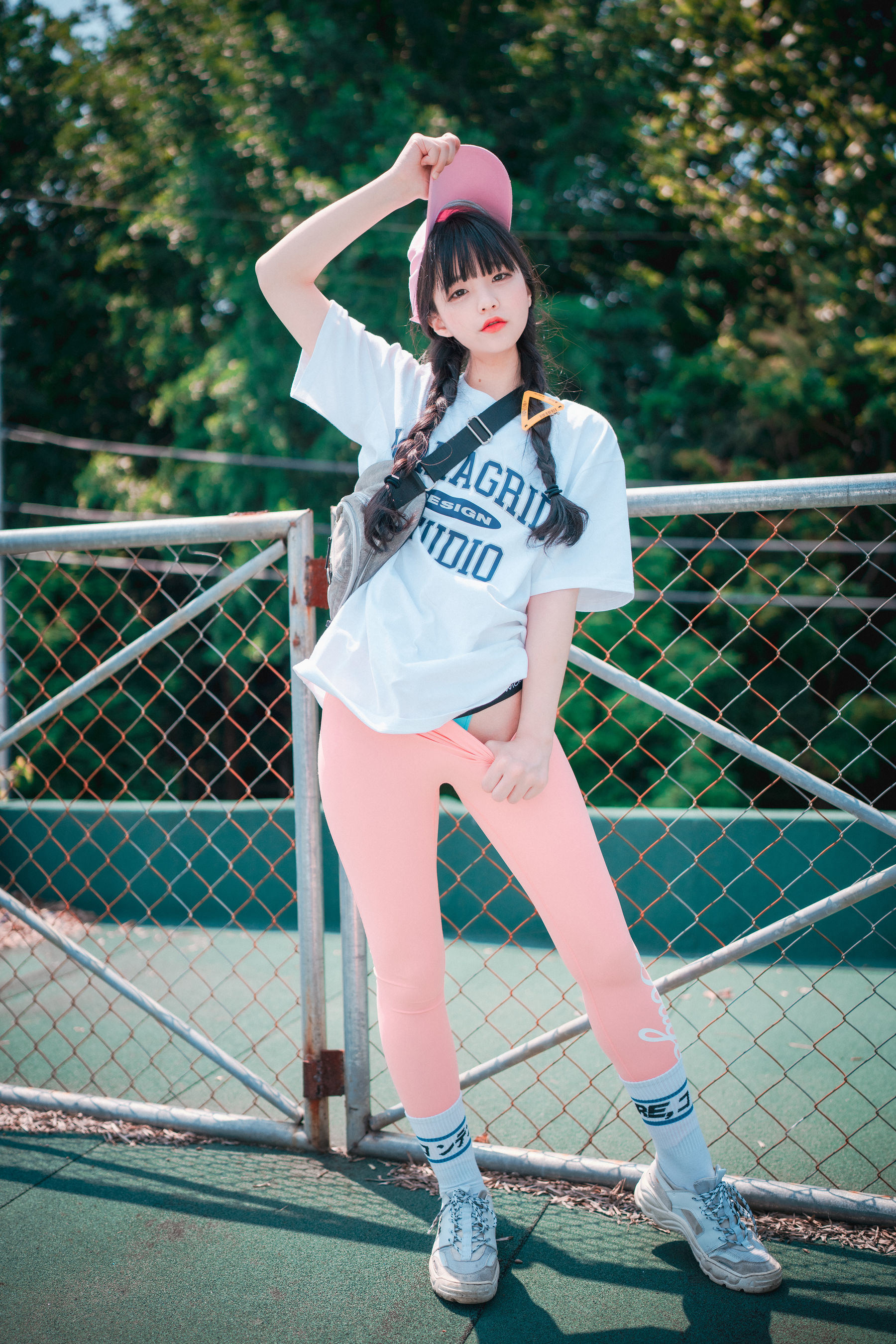 DJAWA] Jenny - Lỏng và Chặt Hồng