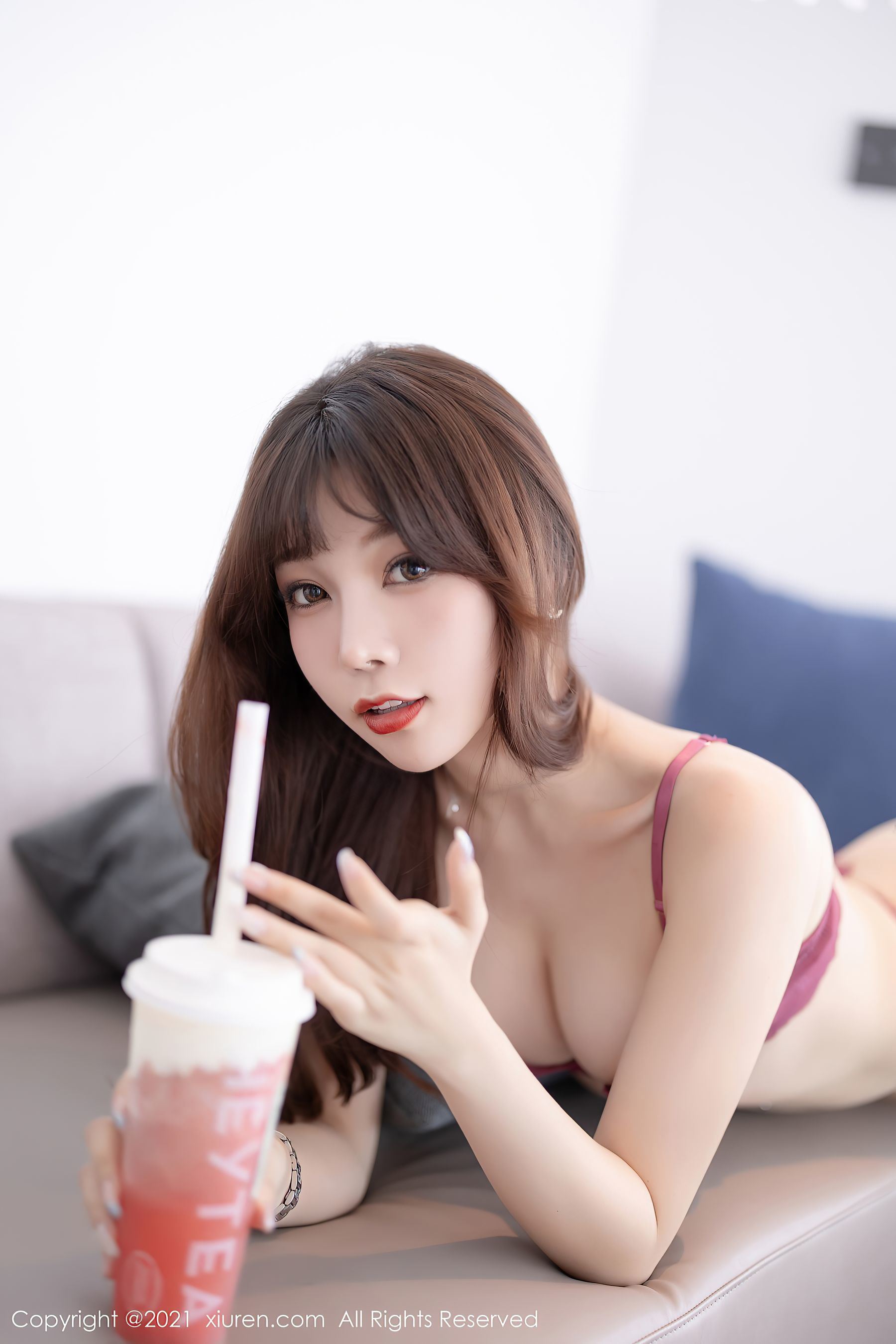 XiuRen] No.3532 Zhizhi Booty