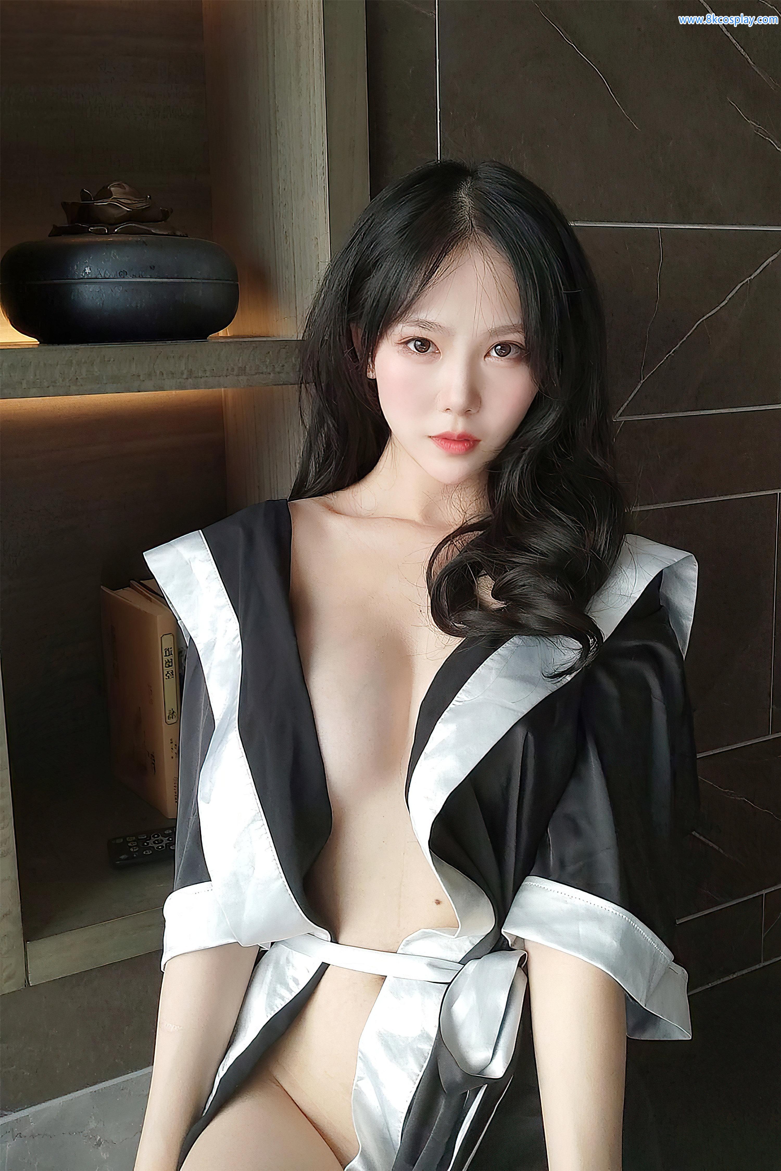 Dou Niang - Li Shi - Tonight Not Returning [22P