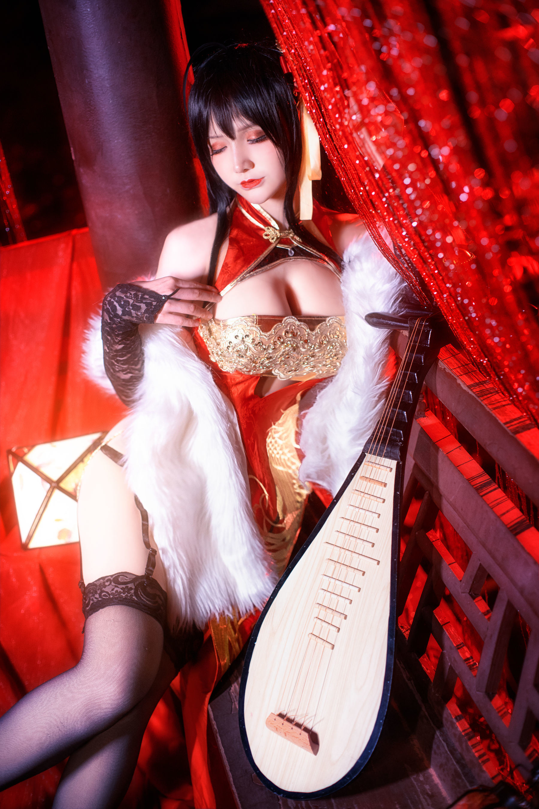 Internet Celebrity Cosplayer Photobook] COS Girl Xianjiu Airi - Taihou