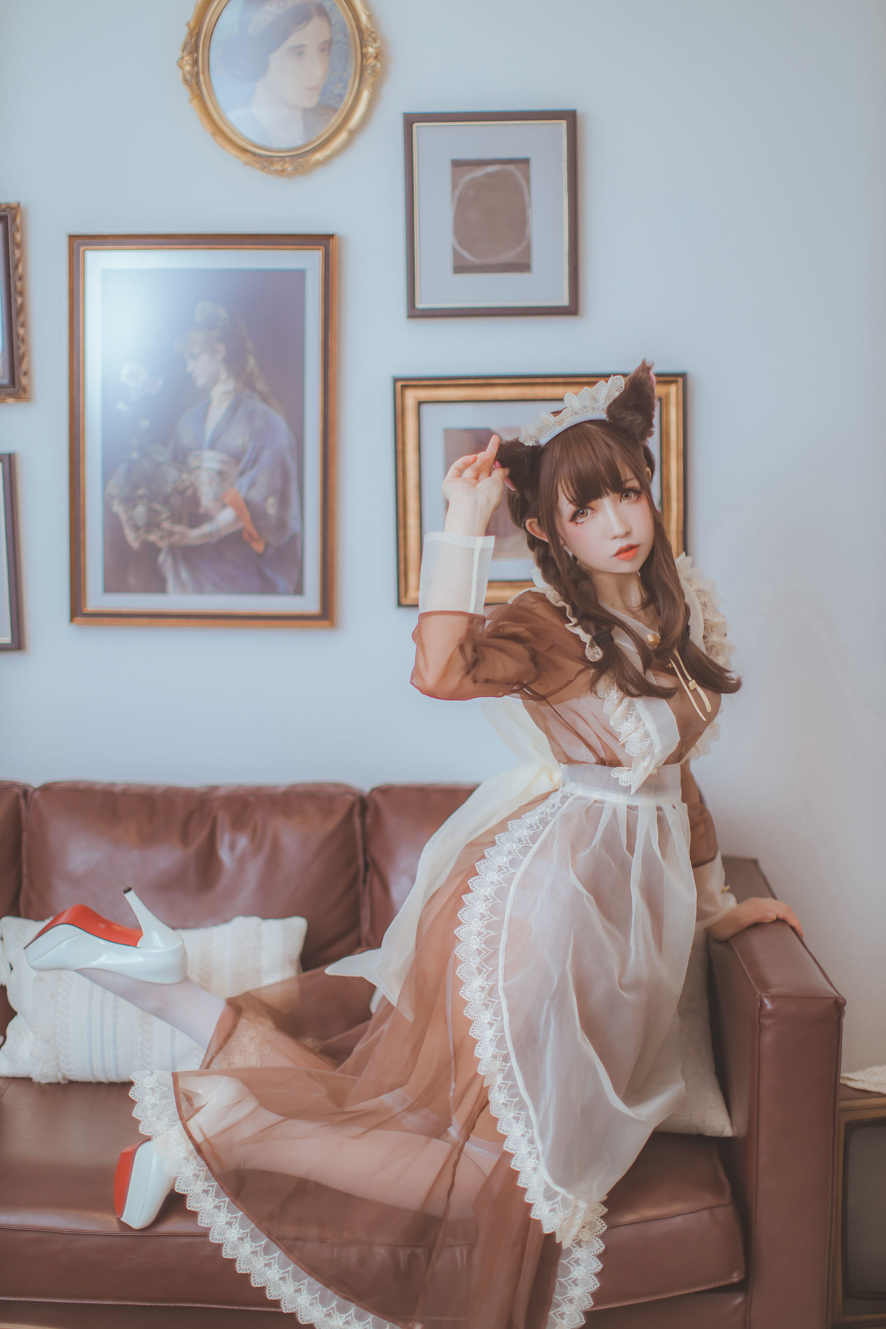 Internet Celebrity Coser Photobook] Coser Yiyi - Transparent Maid
