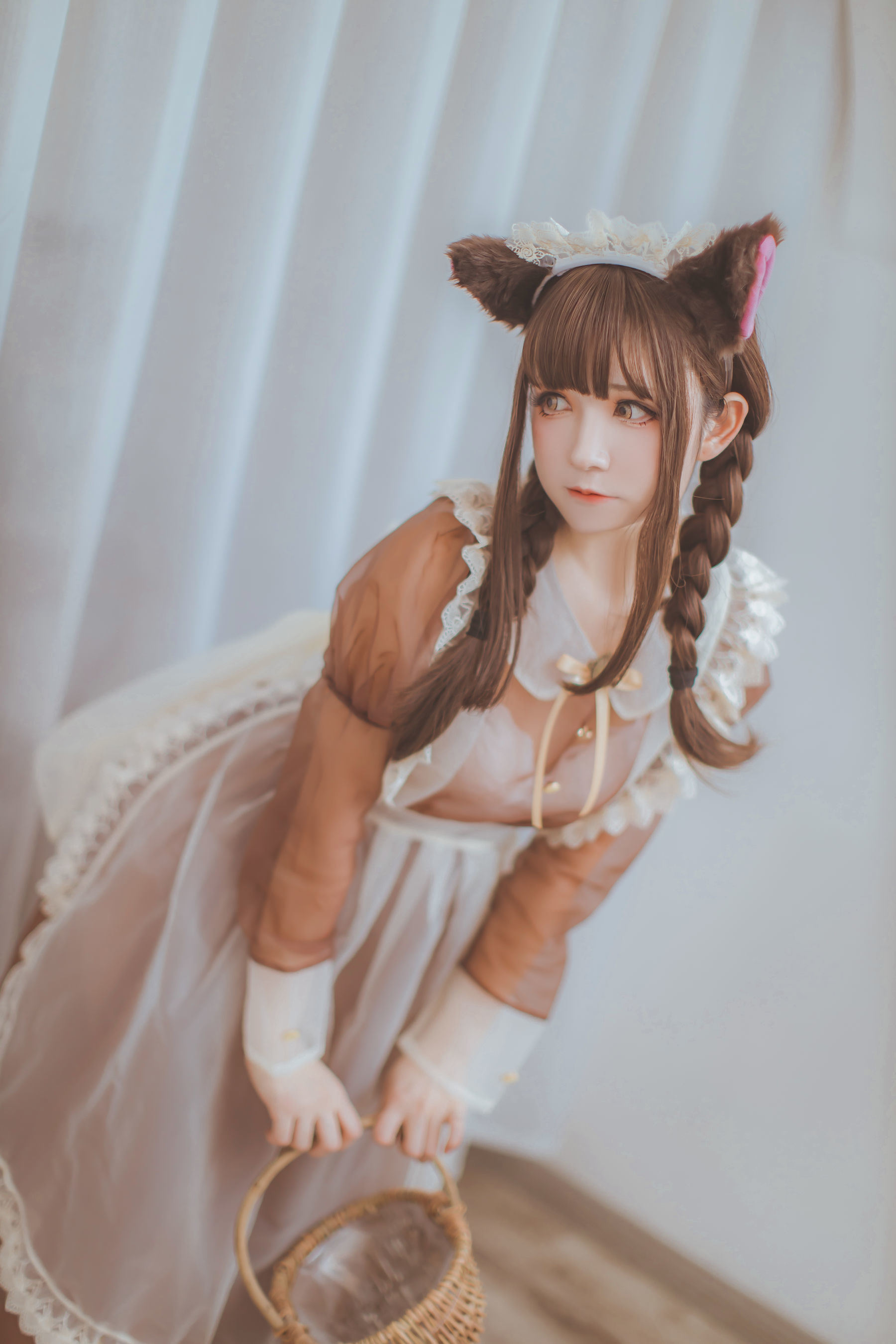 Internet Celebrity Coser Photobook] Coser Yiyi - Transparent Maid