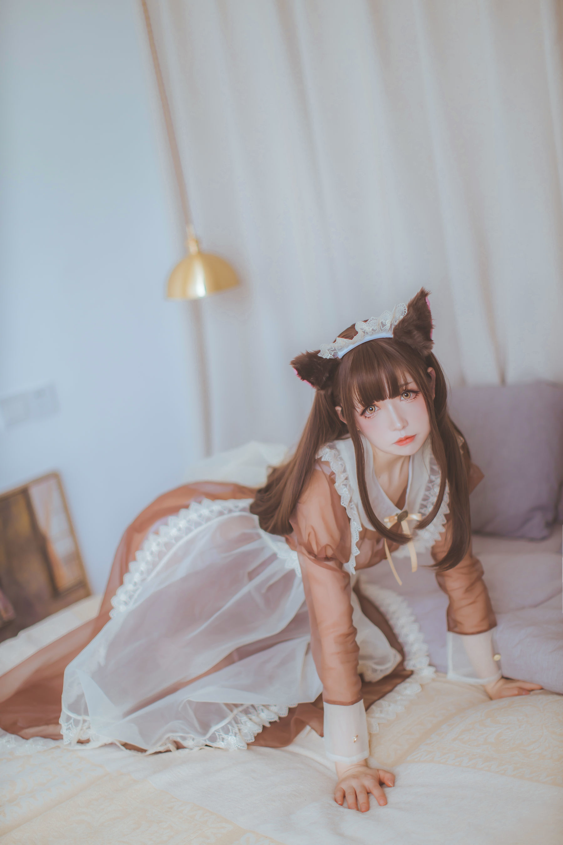 Ảnh cosplay ngôi sao mạng] Coser Yi Yi - Nữ hầu trong suốt