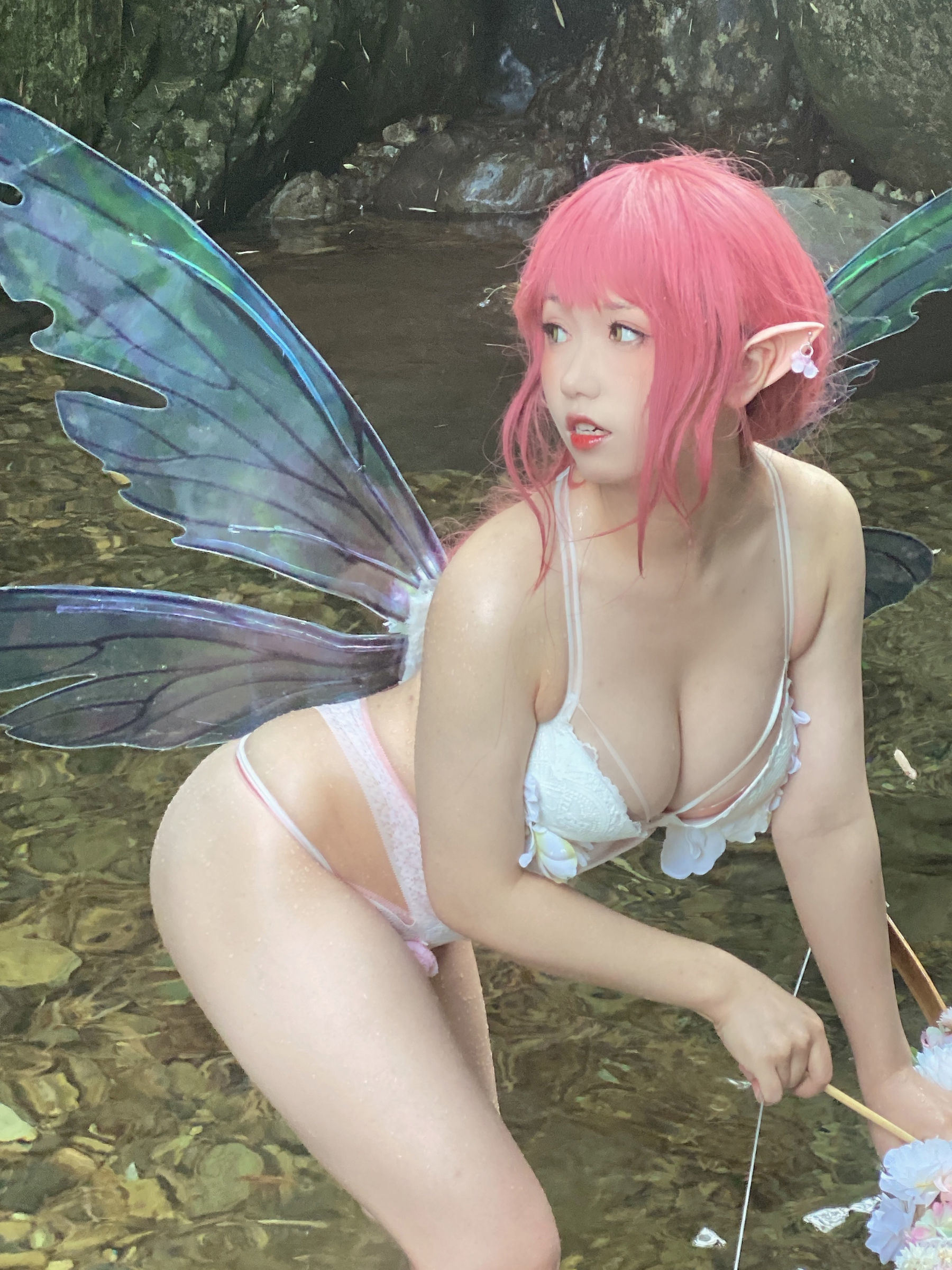 Internet Celebrity COSER Photo] Yi Bei Yi Bei - Flower Elf