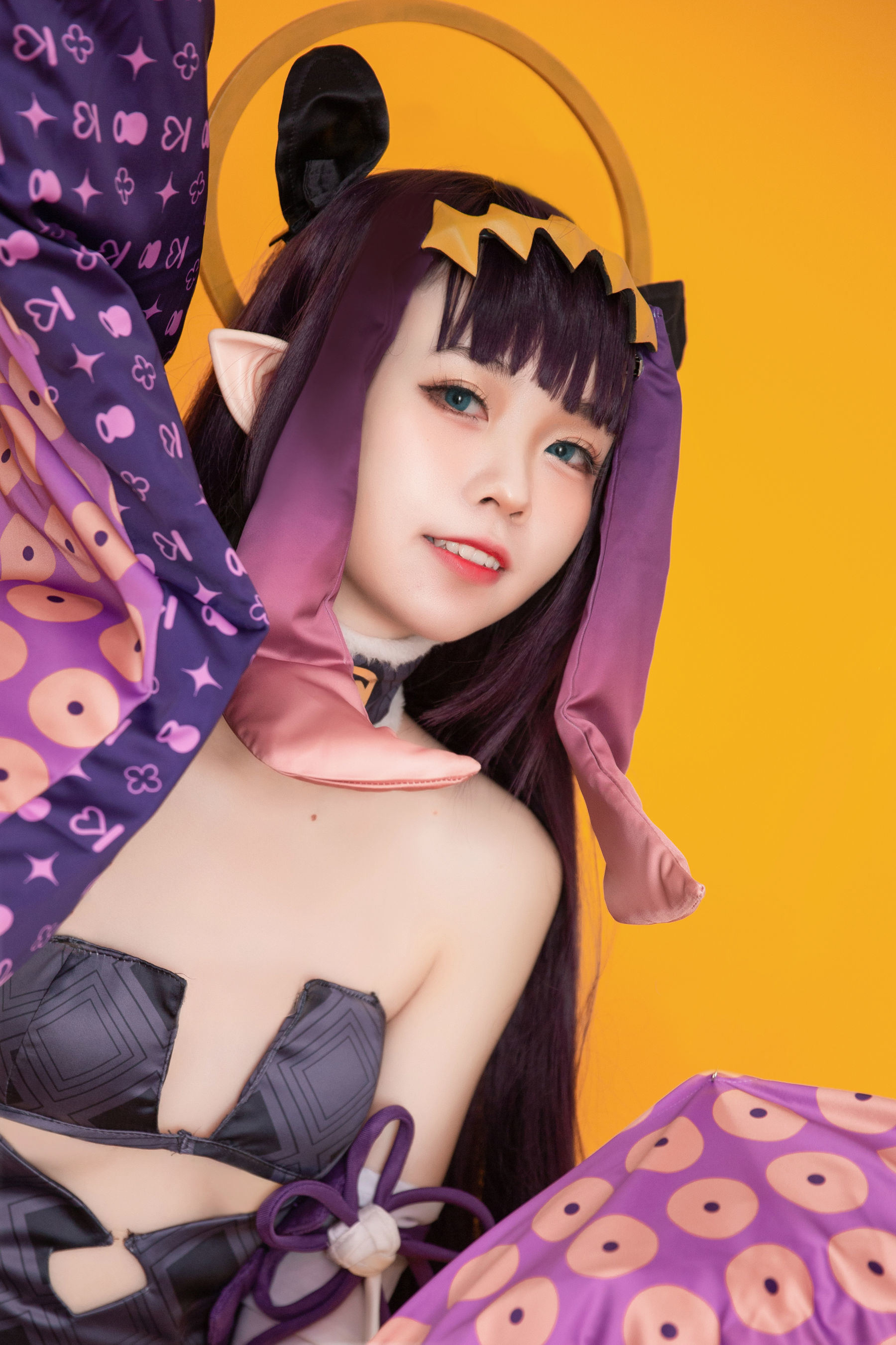 Internet Celebrity COSER Photobook] Anime Blogger G44 Will Not Get Hurt - Yinaer Qi