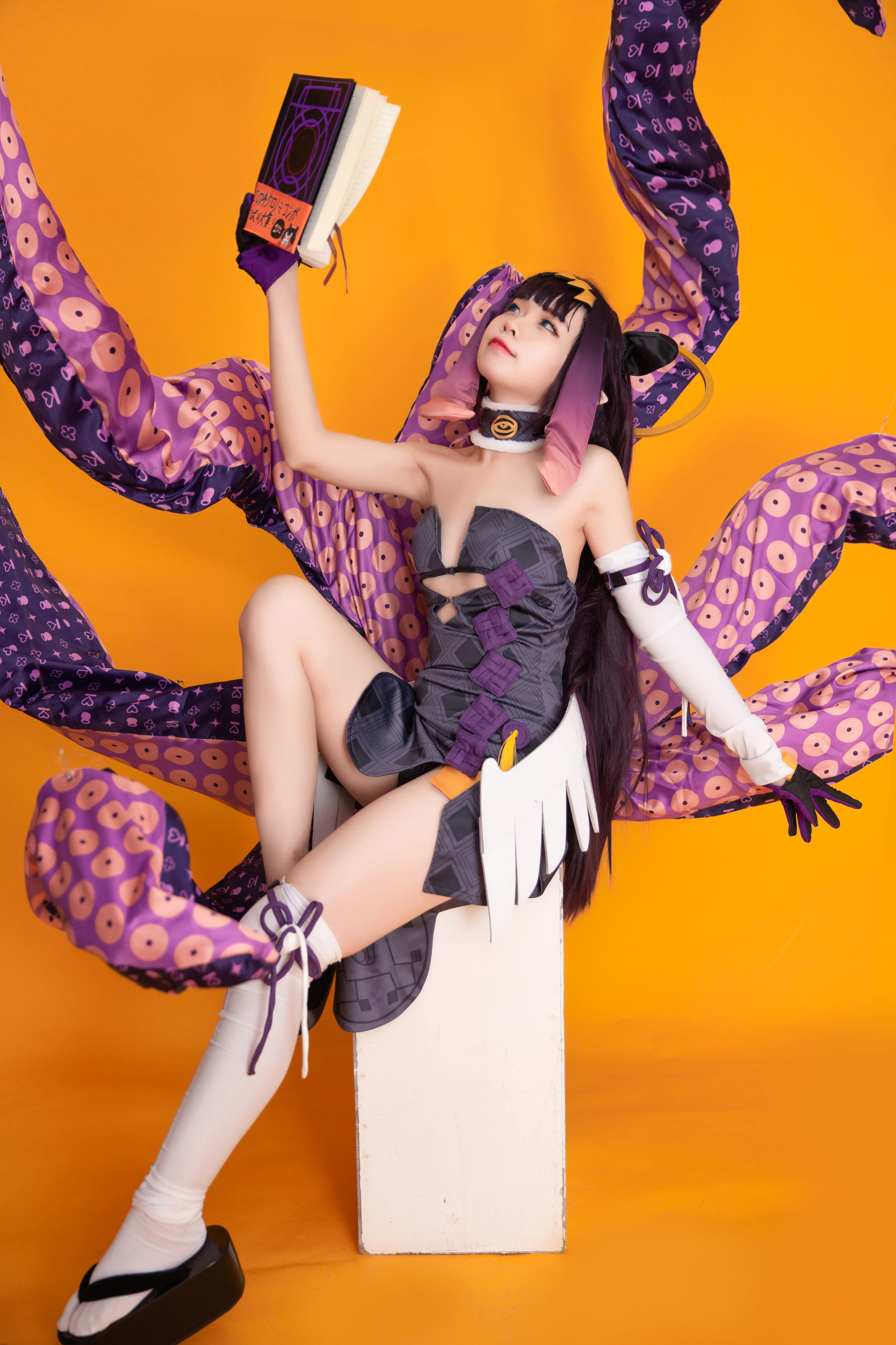 Internet Celebrity COSER Photobook] Anime Blogger G44 Will Not Get Hurt - Yinaer Qi