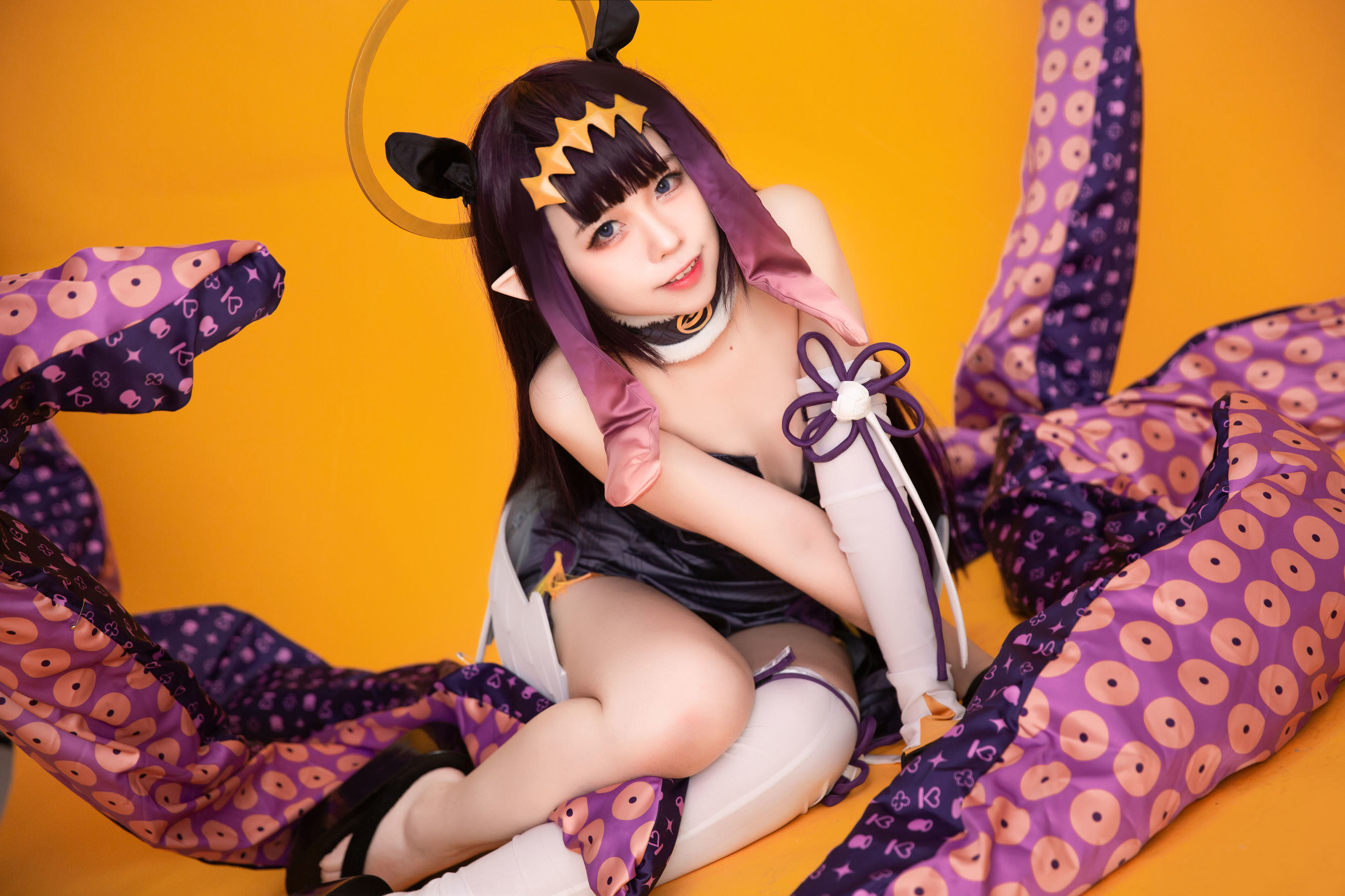 Internet Celebrity COSER Photobook] Anime Blogger G44 Will Not Get Hurt - Yinaer Qi