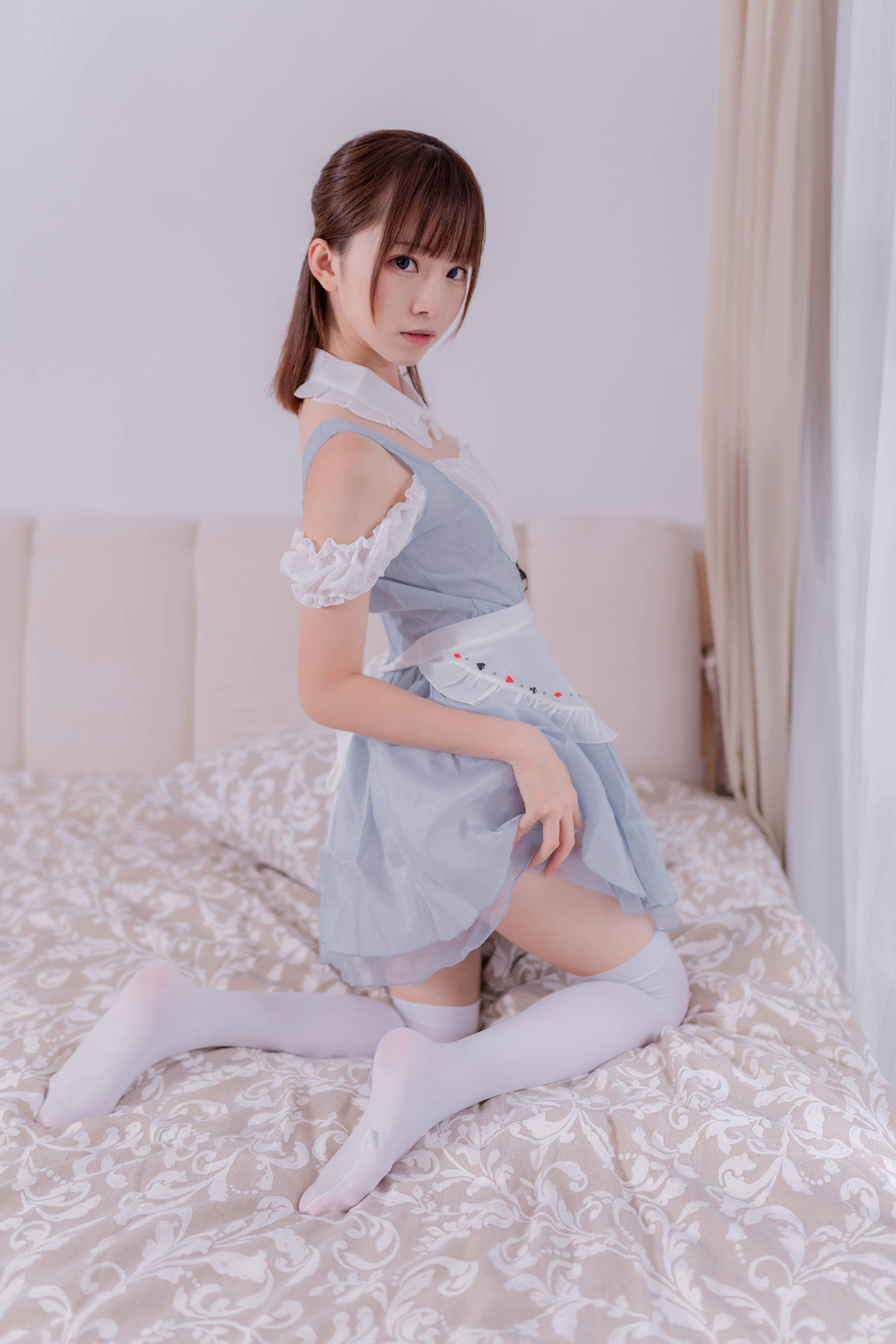 Tập ảnh COSER Ngôi sao Mạng] Blogger Anime Kitaro_绮太郎 - Nữ hầu Ngày Trắng