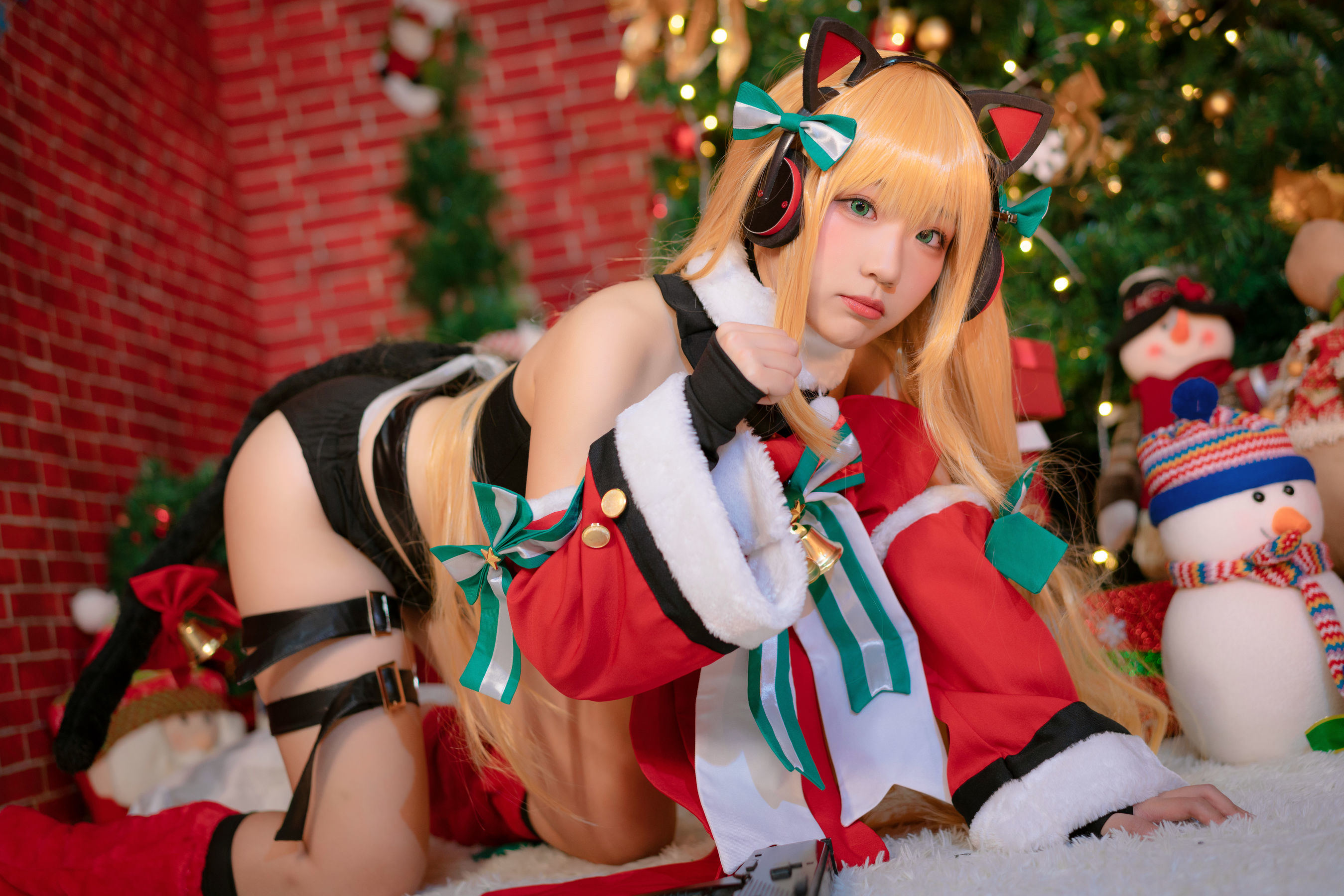 Ảnh cosplay của net idol] Blogger anime Mime Mimi - Girls' Frontline TMP Giáng sinh